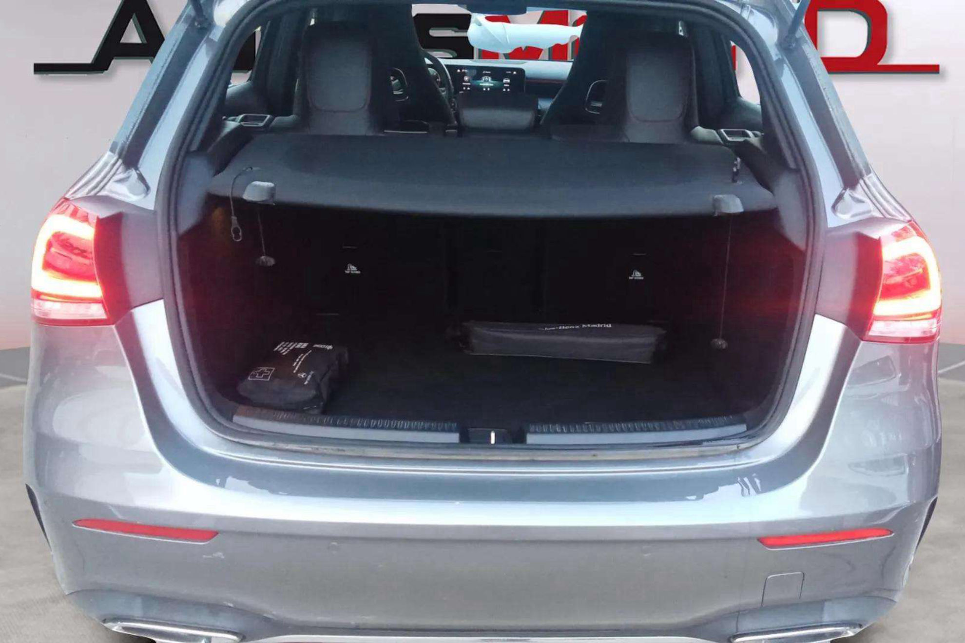Mercedes-Benz Clase A A 200 d - foto 8