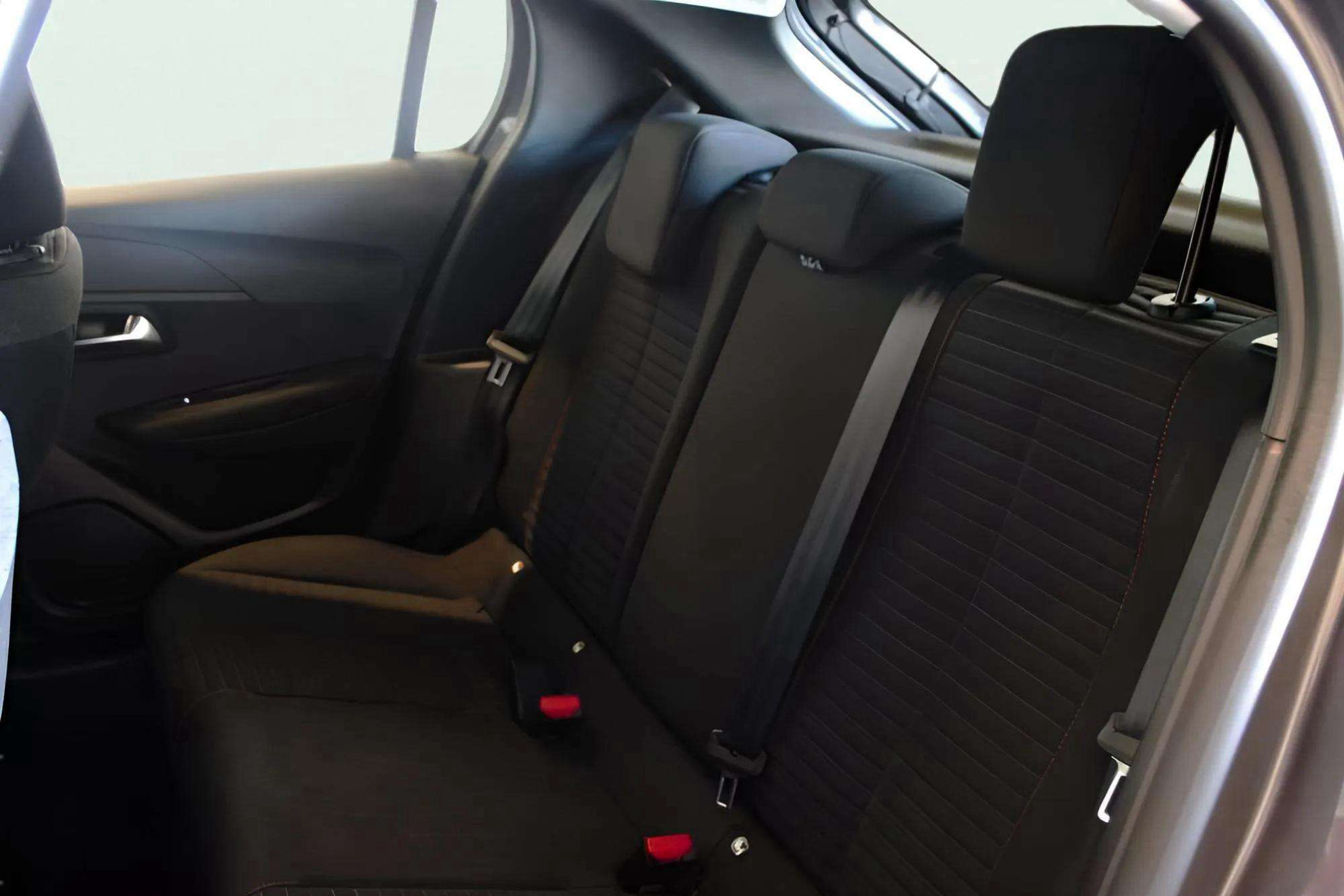 Peugeot 208 PureTech Active Pack - foto 10