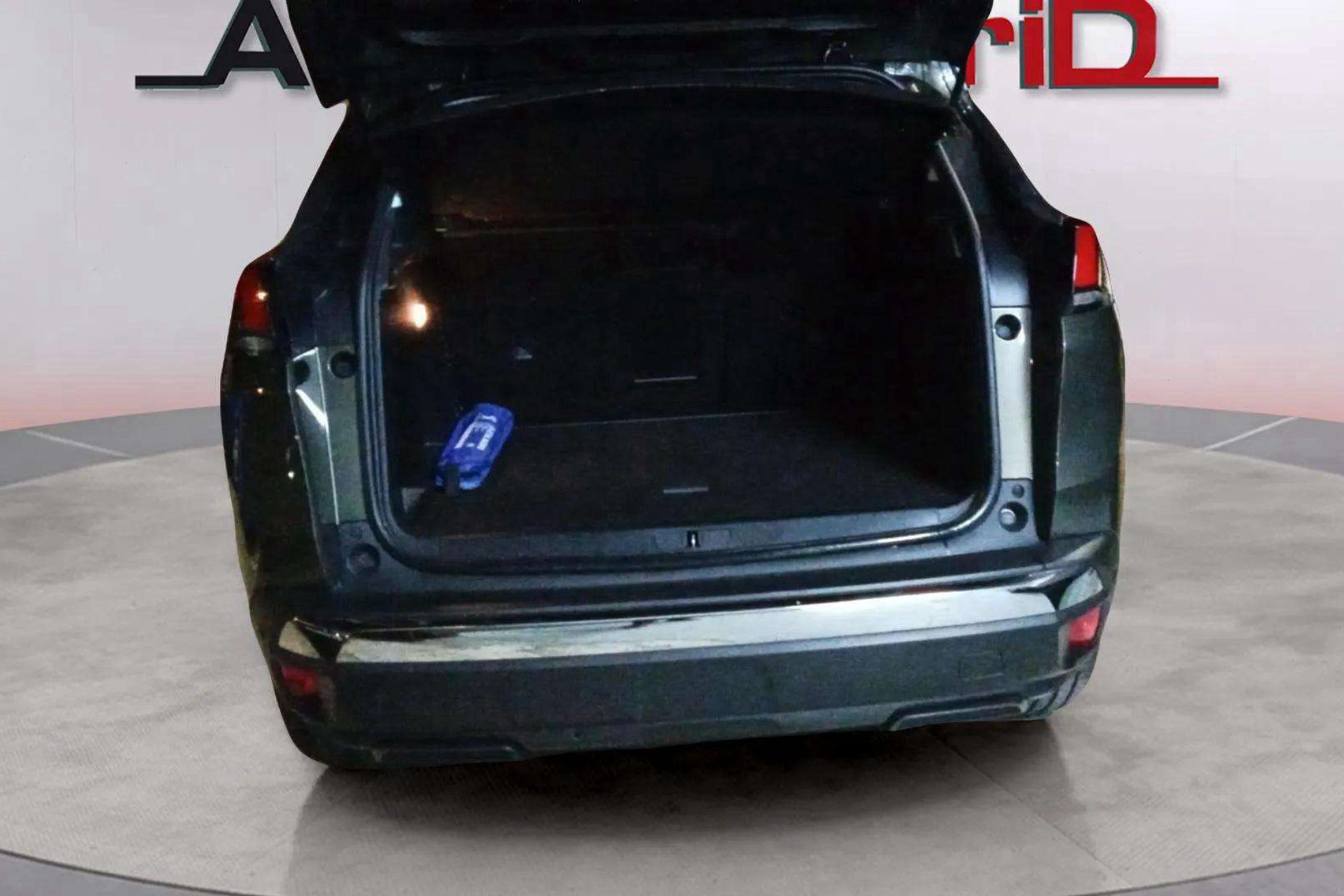 Peugeot 3008 1.5 BlueHDi Allure EAT8 - foto 9