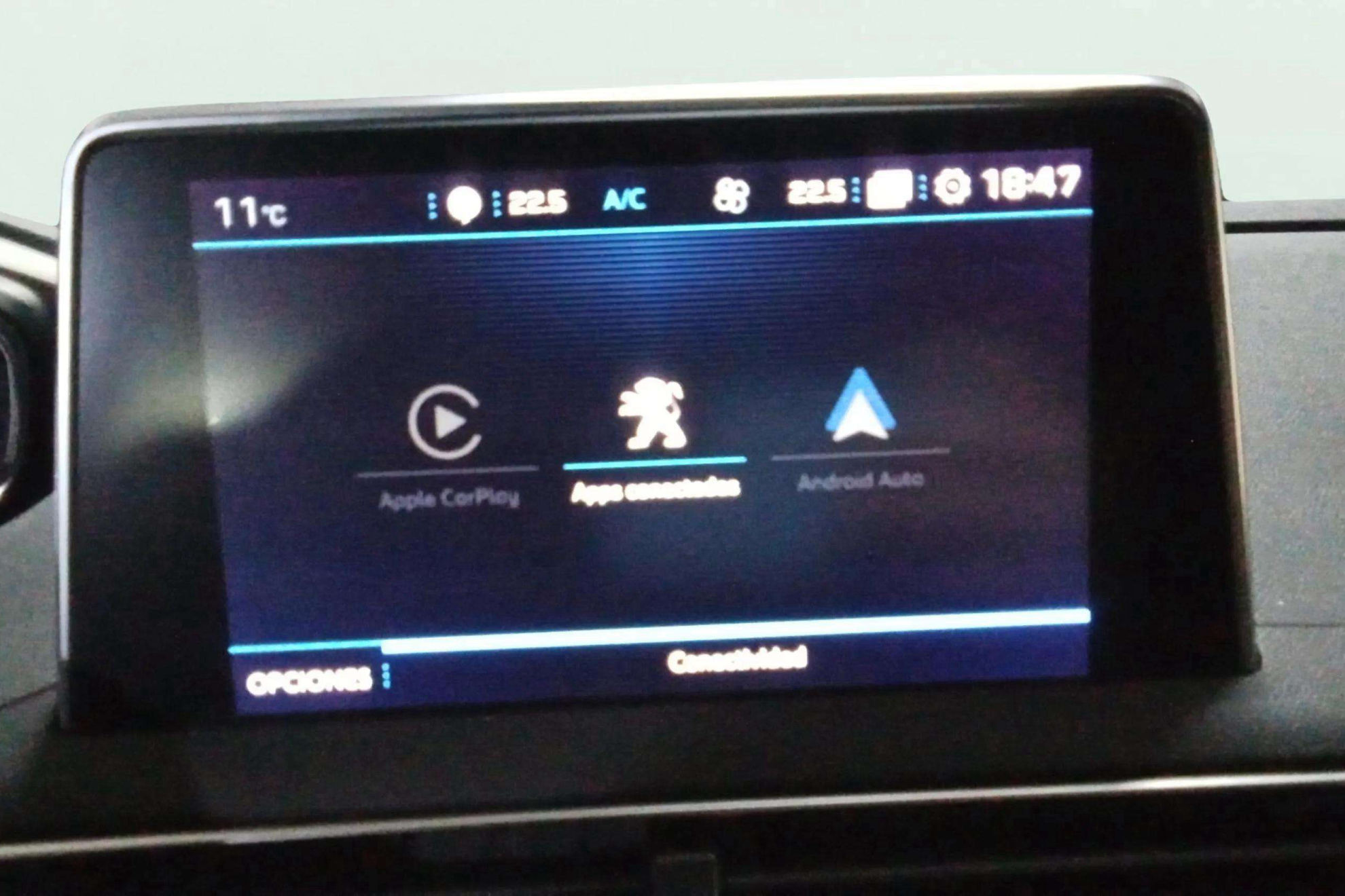 Peugeot 3008 1.5 BlueHDi Allure EAT8 - foto 16