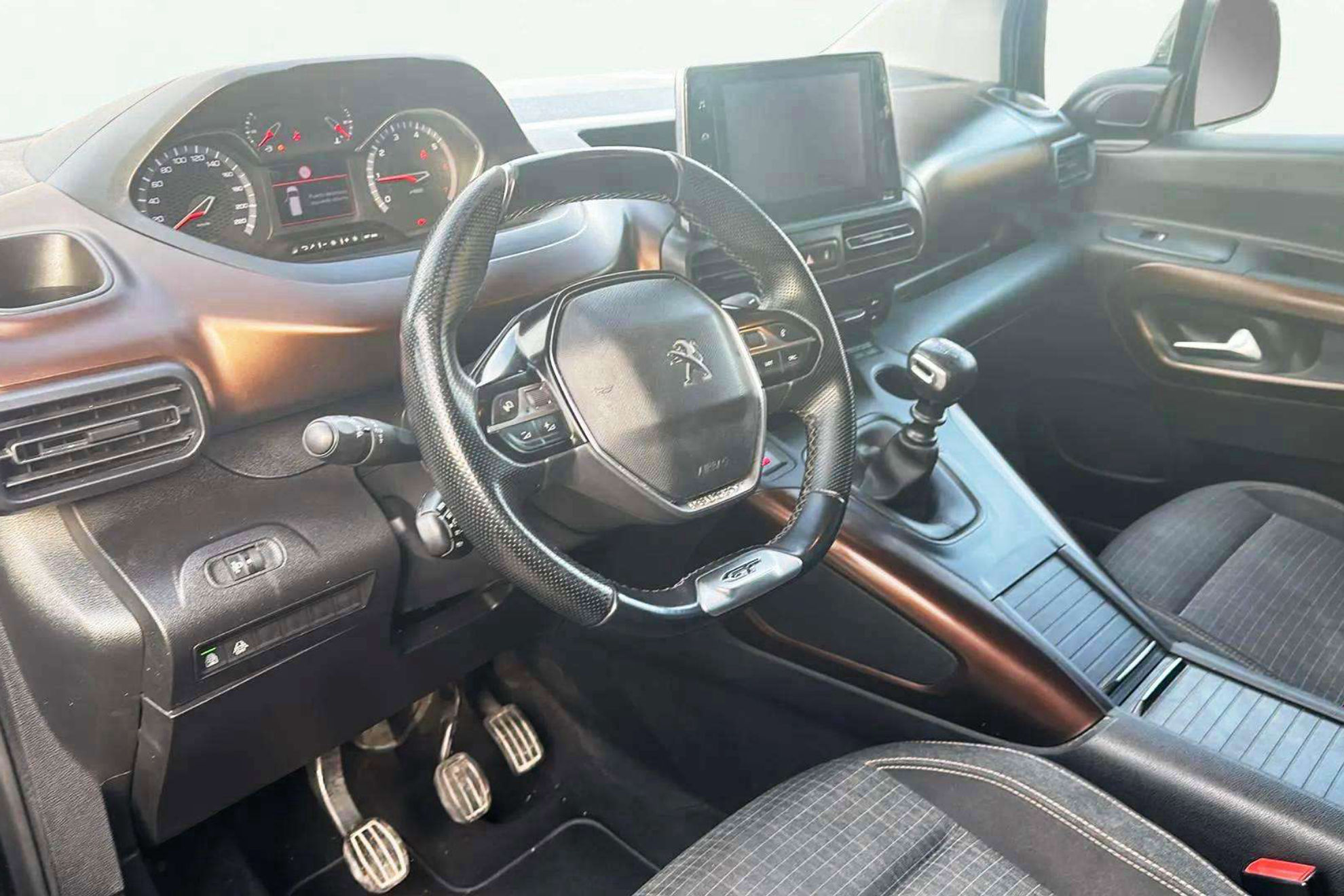 Peugeot Rifter GT Standard BlueHDi - foto 9