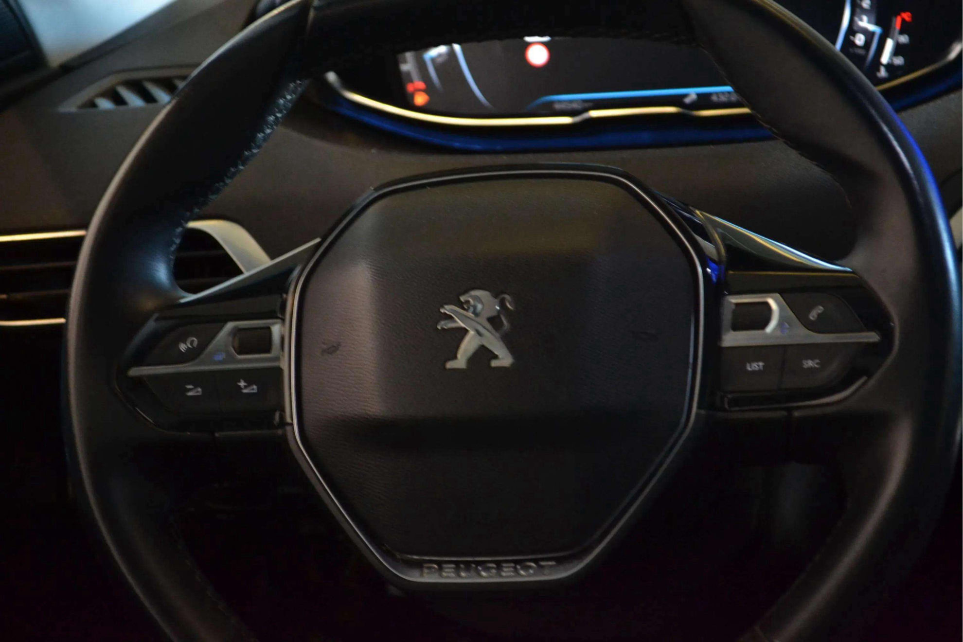 Peugeot 3008 1.5 BlueHDi Allure - foto 18