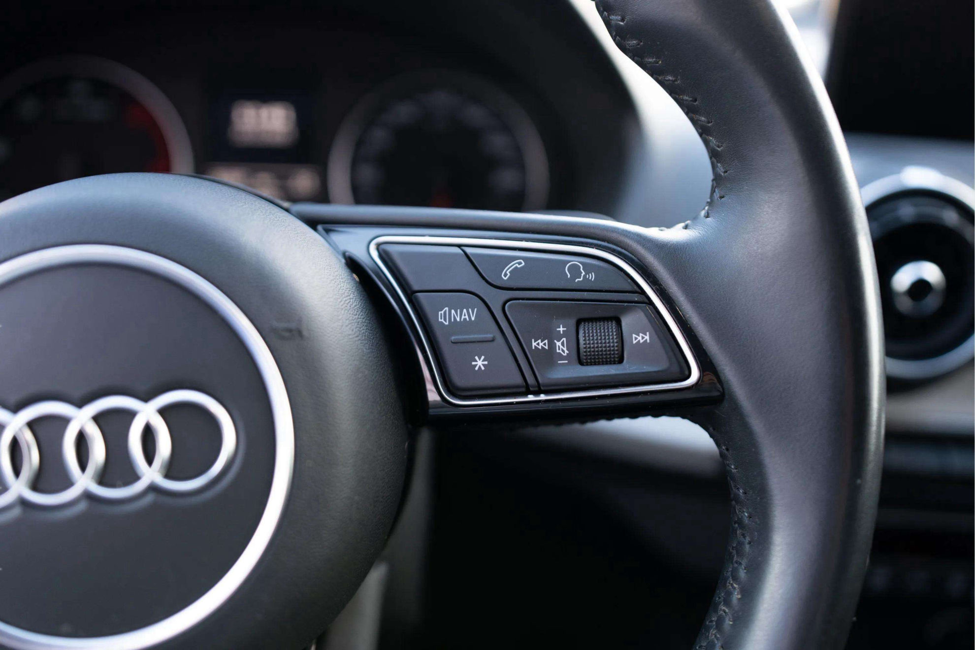 Audi Q2 Sport 30 TDI S tronic - foto 8