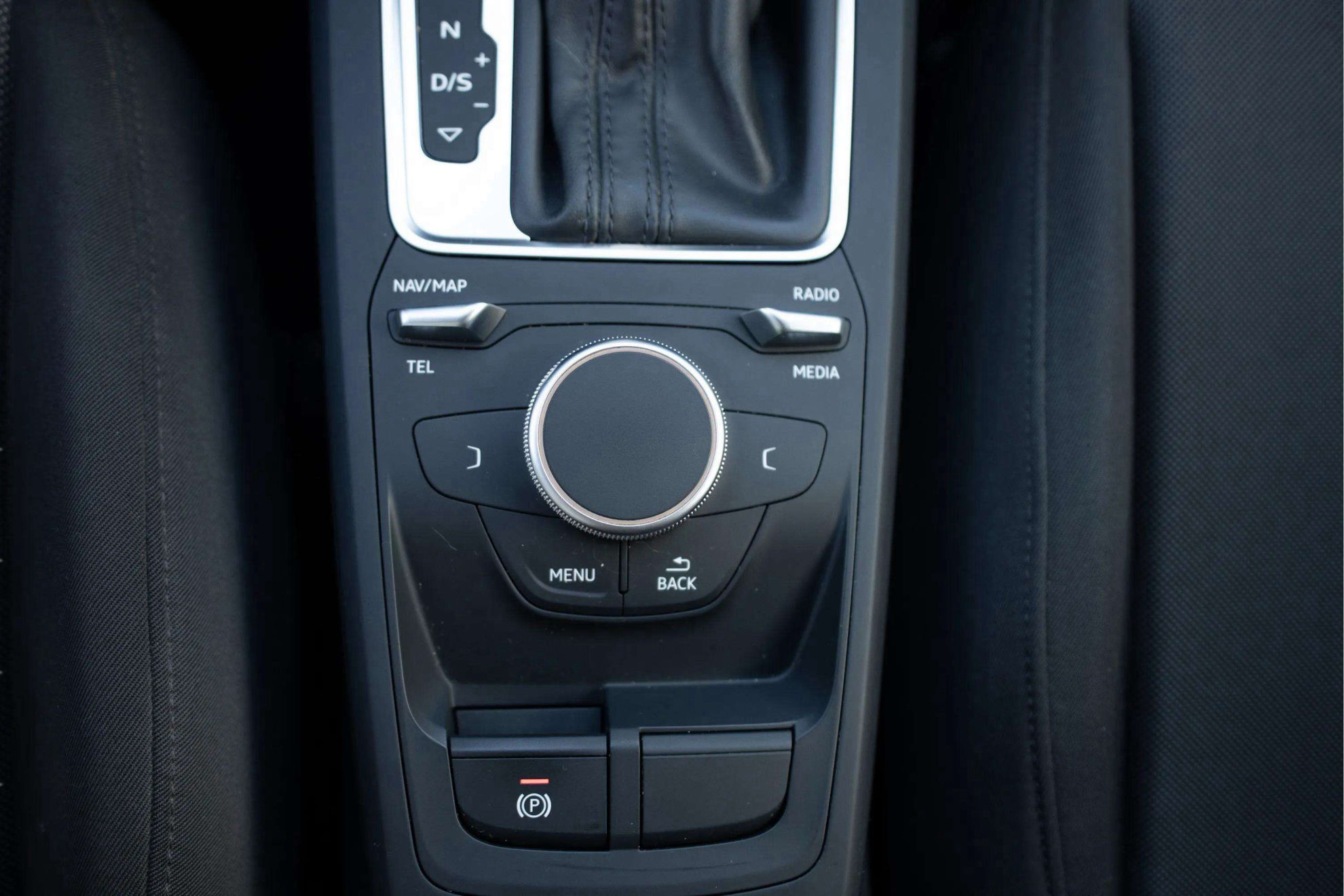 Audi Q2 Sport 30 TDI S tronic - foto 11