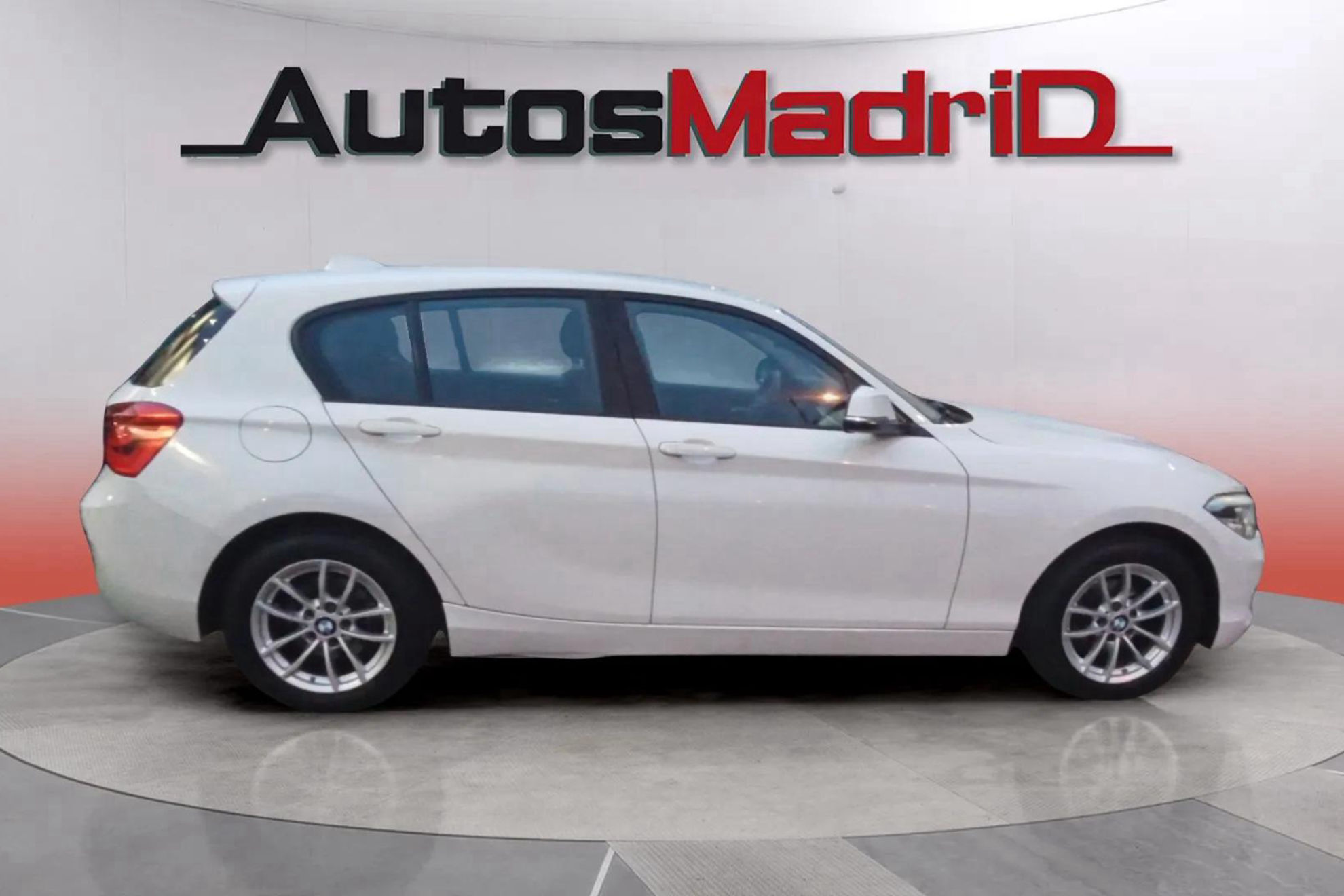 BMW Serie 1 116d - foto 7