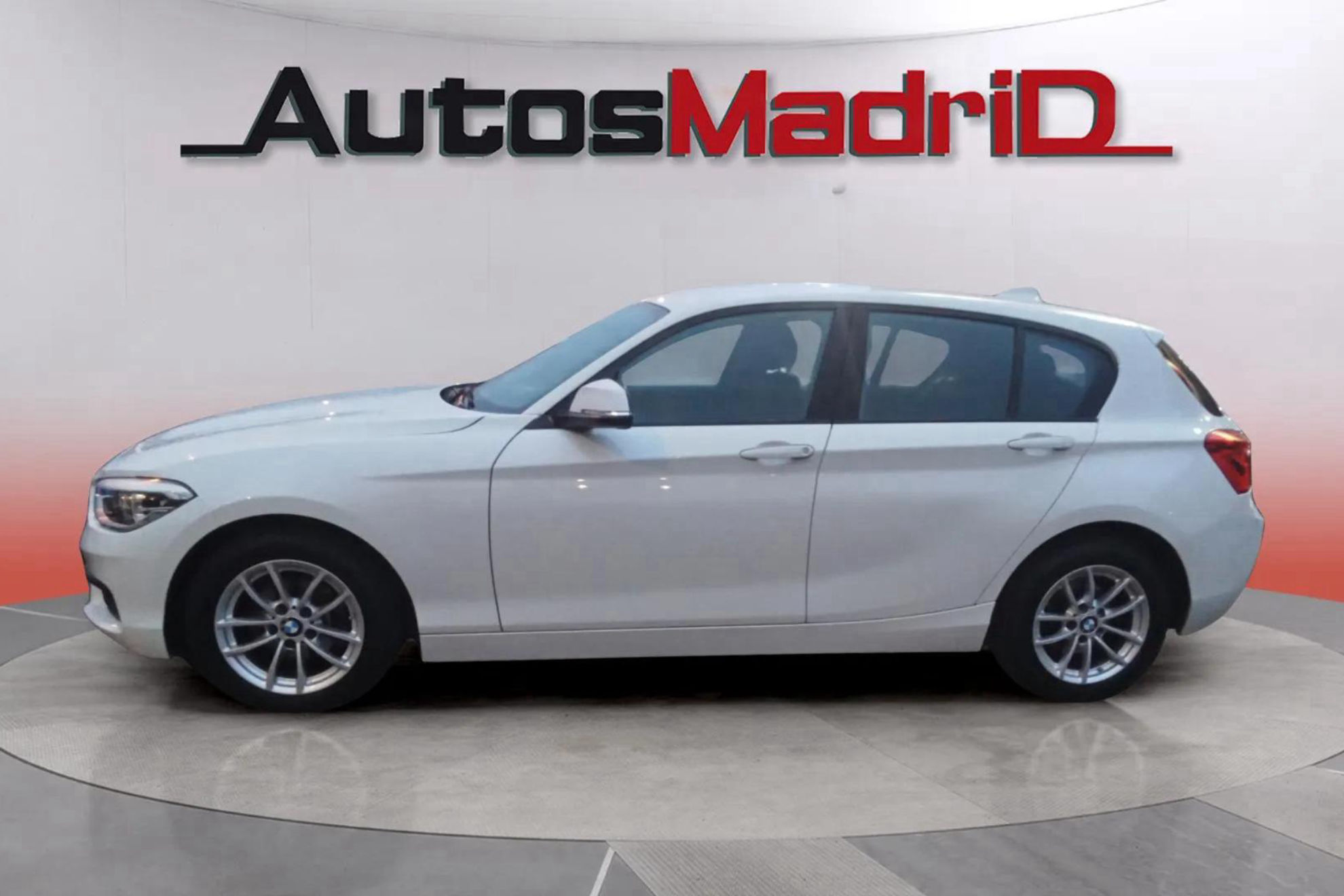 BMW Serie 1 116d - foto 3