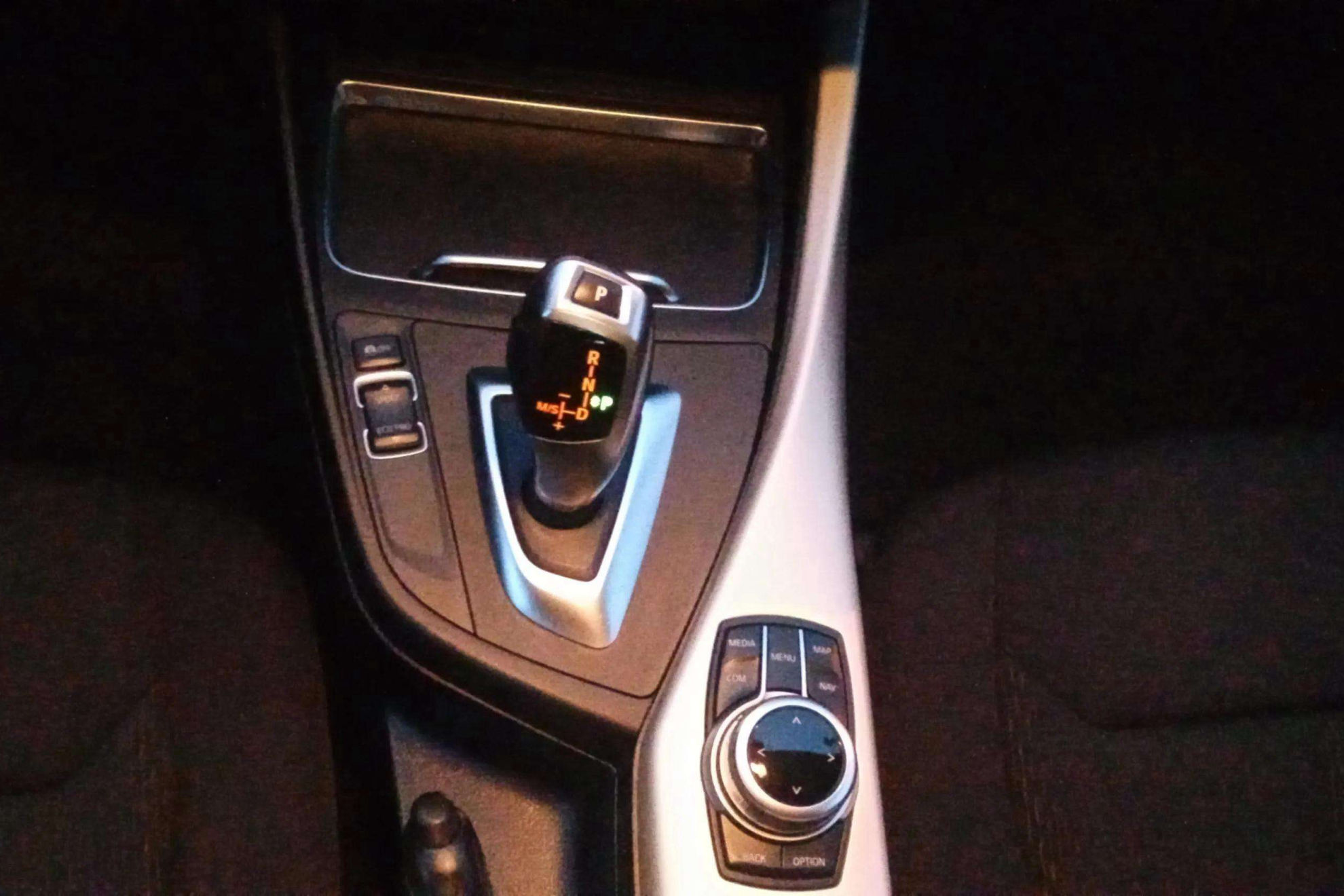 BMW Serie 1 116d - foto 13