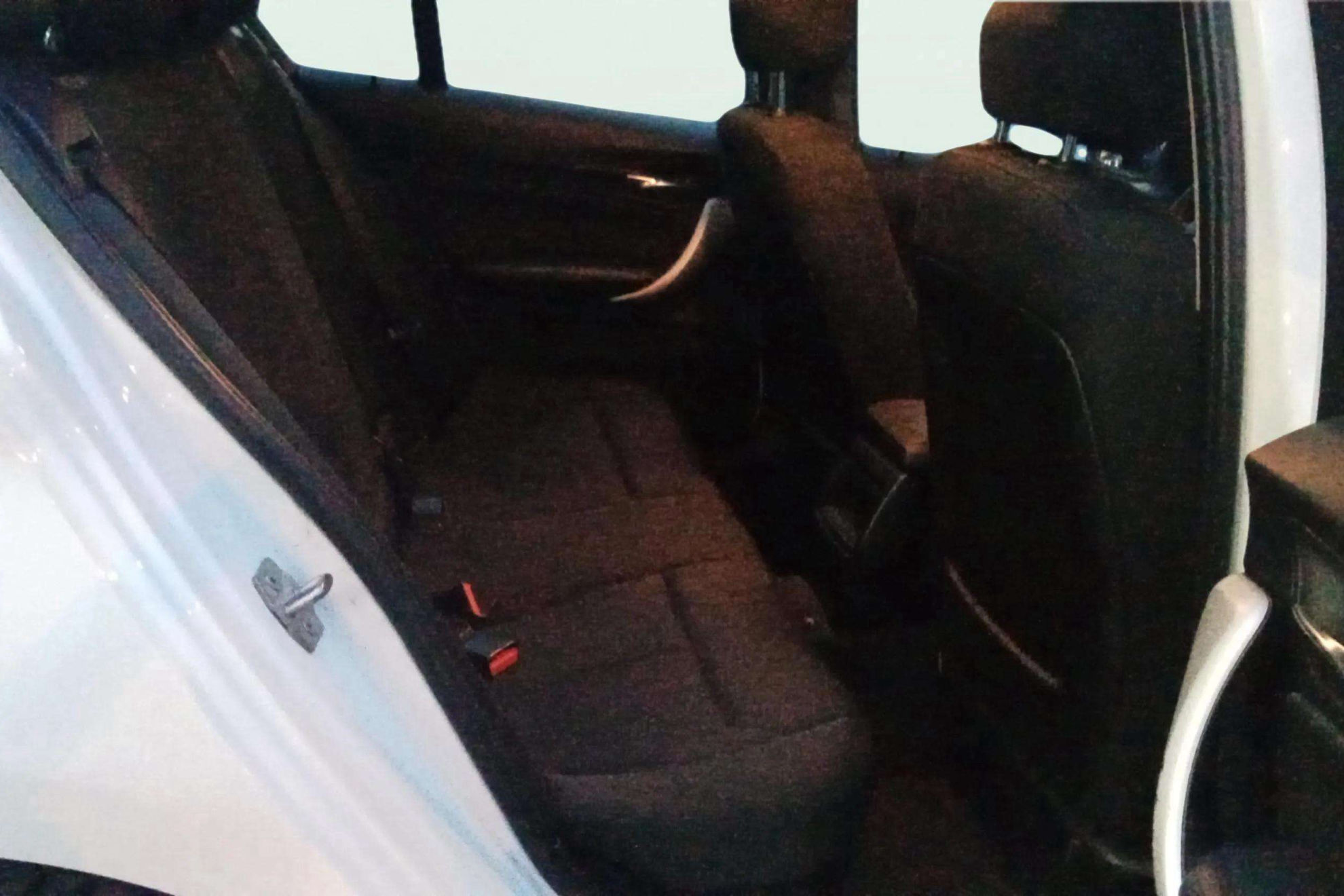 BMW Serie 1 116d - foto 16