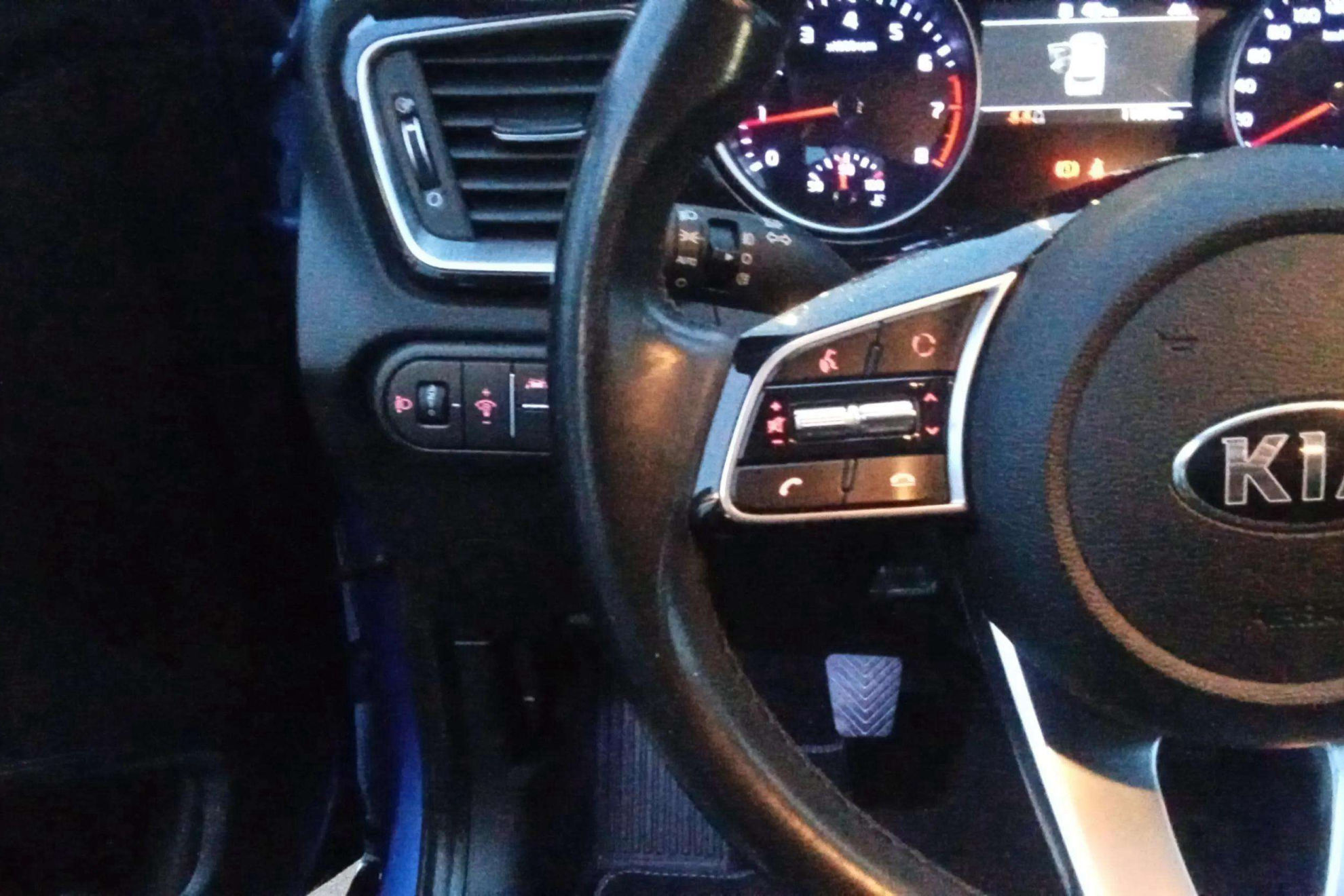 Kia XCeed 1.4 T-GDi Tech - foto 15