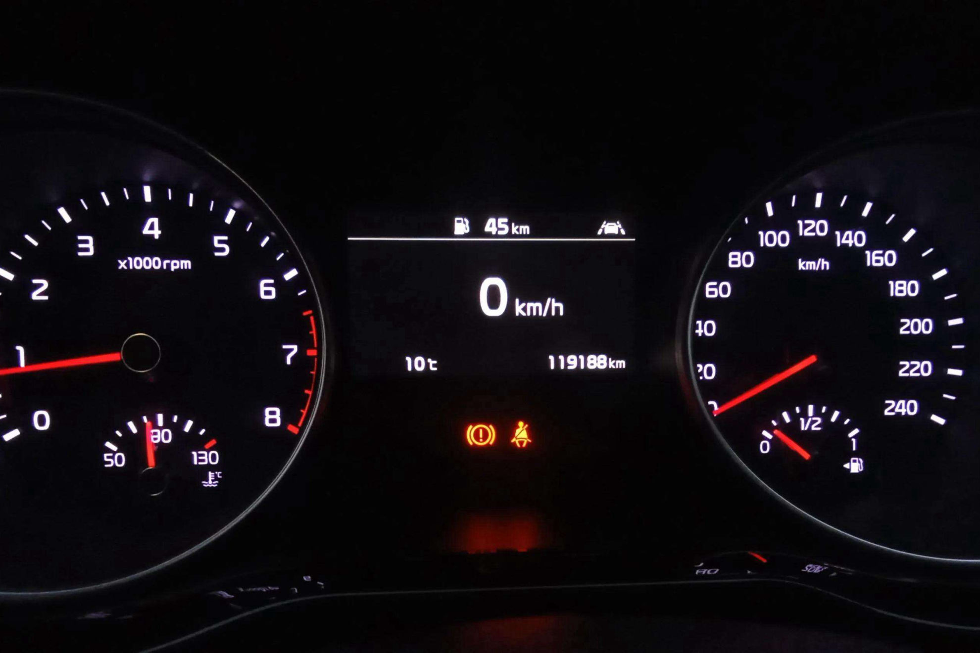 Kia XCeed 1.4 T-GDi Tech - foto 17