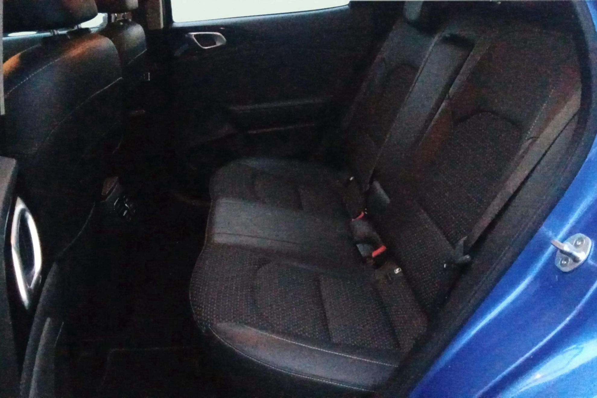 Kia XCeed 1.4 T-GDi Tech - foto 11