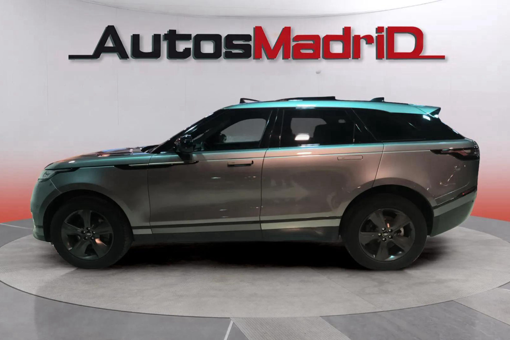 Land Rover Range Rover Velar 2.0D I4 S 4WD - foto 4