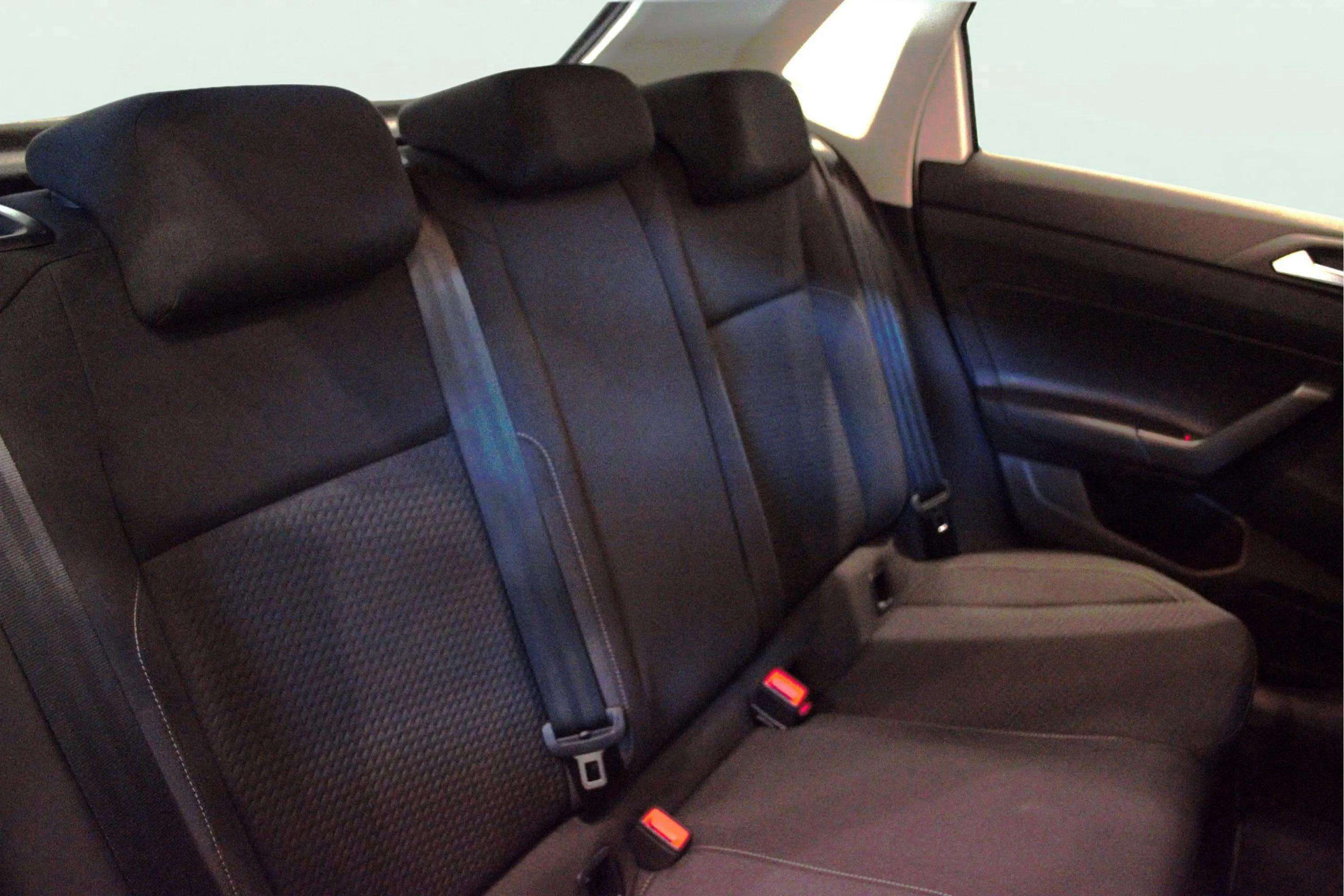 Volkswagen Polo Advance 1.6 TDI - foto 11