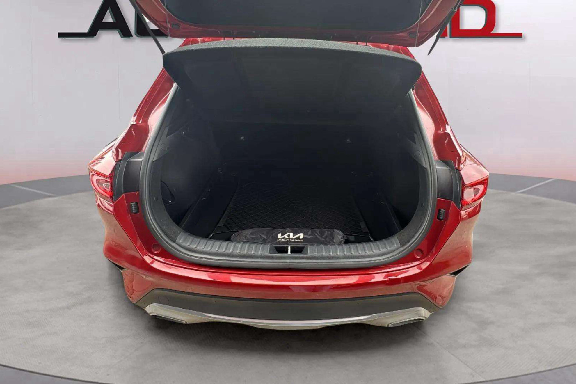 Kia XCeed 1.0 T-GDi Drive - foto 9