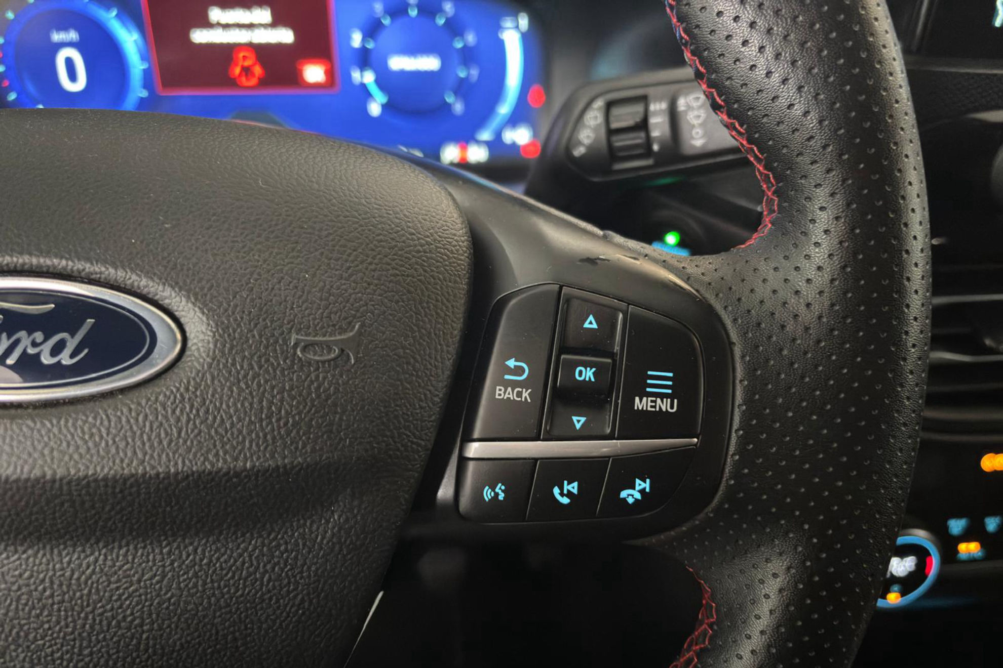 Ford Kuga ST-Line 1.5T EcoBoost - foto 18