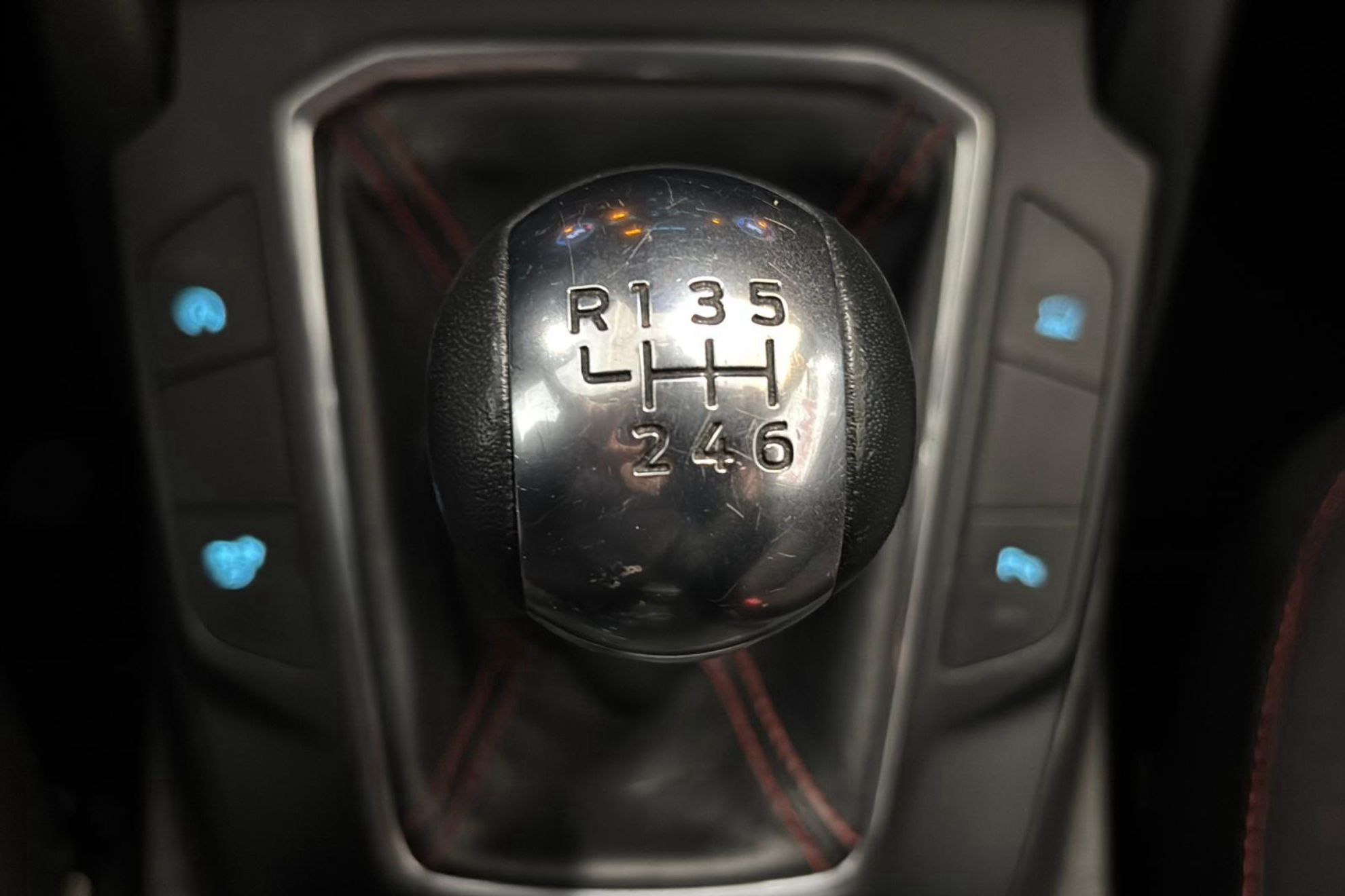 Ford Kuga ST-Line 1.5T EcoBoost - foto 29