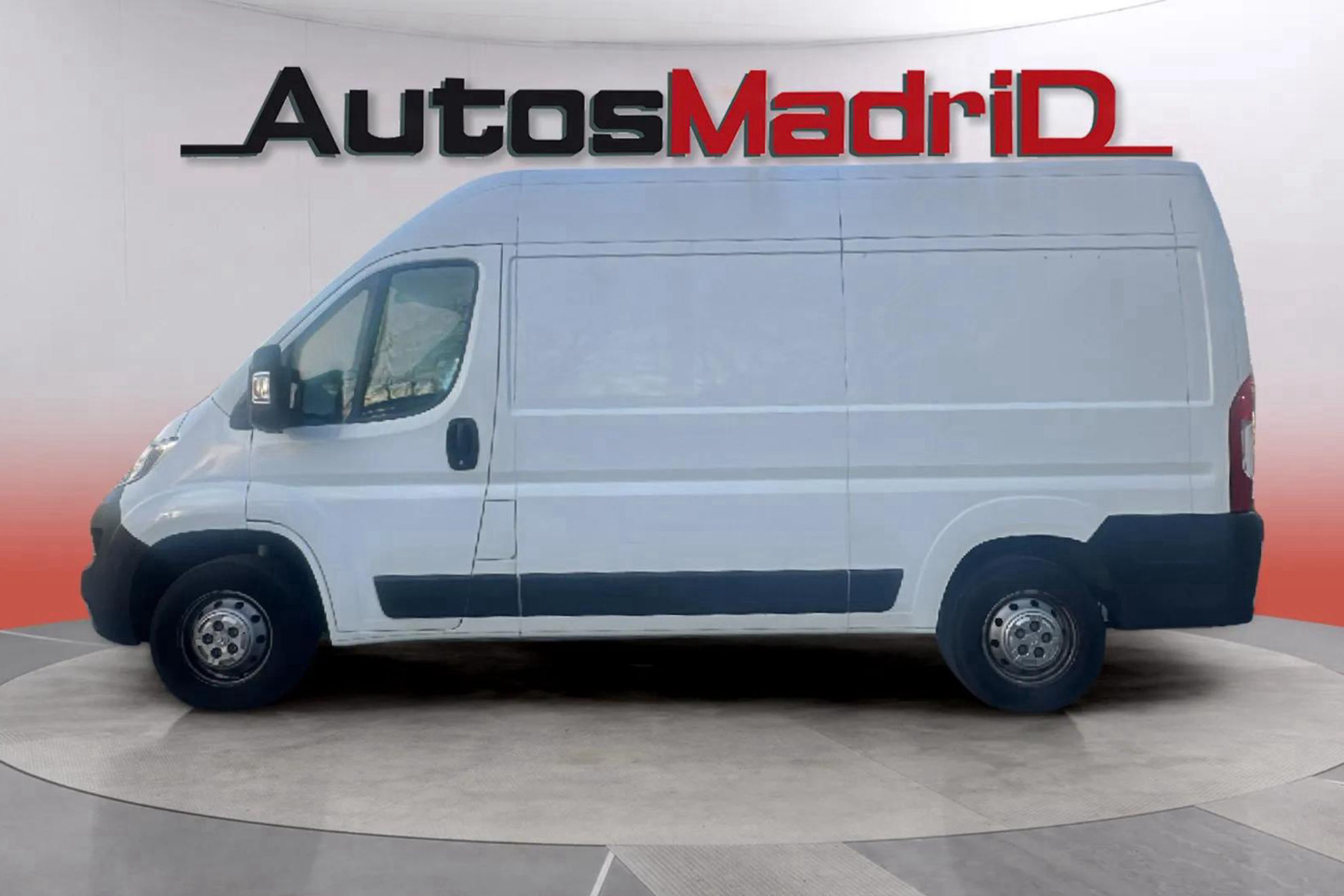 Citroën Jumper BlueHDi Furgón 33L2H2 - foto 6