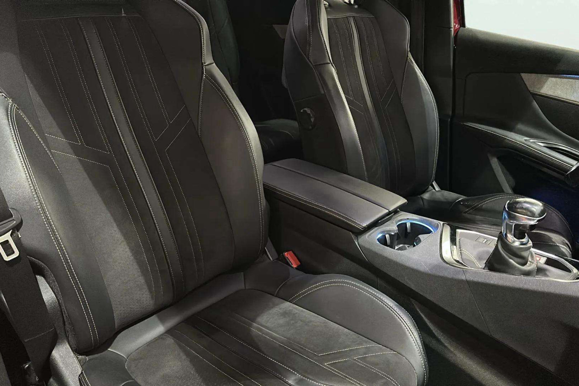 Peugeot 5008 1.5 BlueHDi GT - foto 13