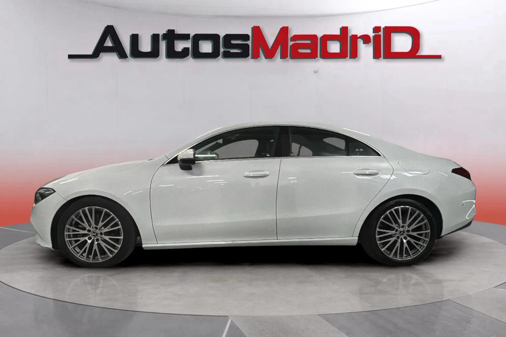 Mercedes-Benz CLA 220 D DCT - foto 4