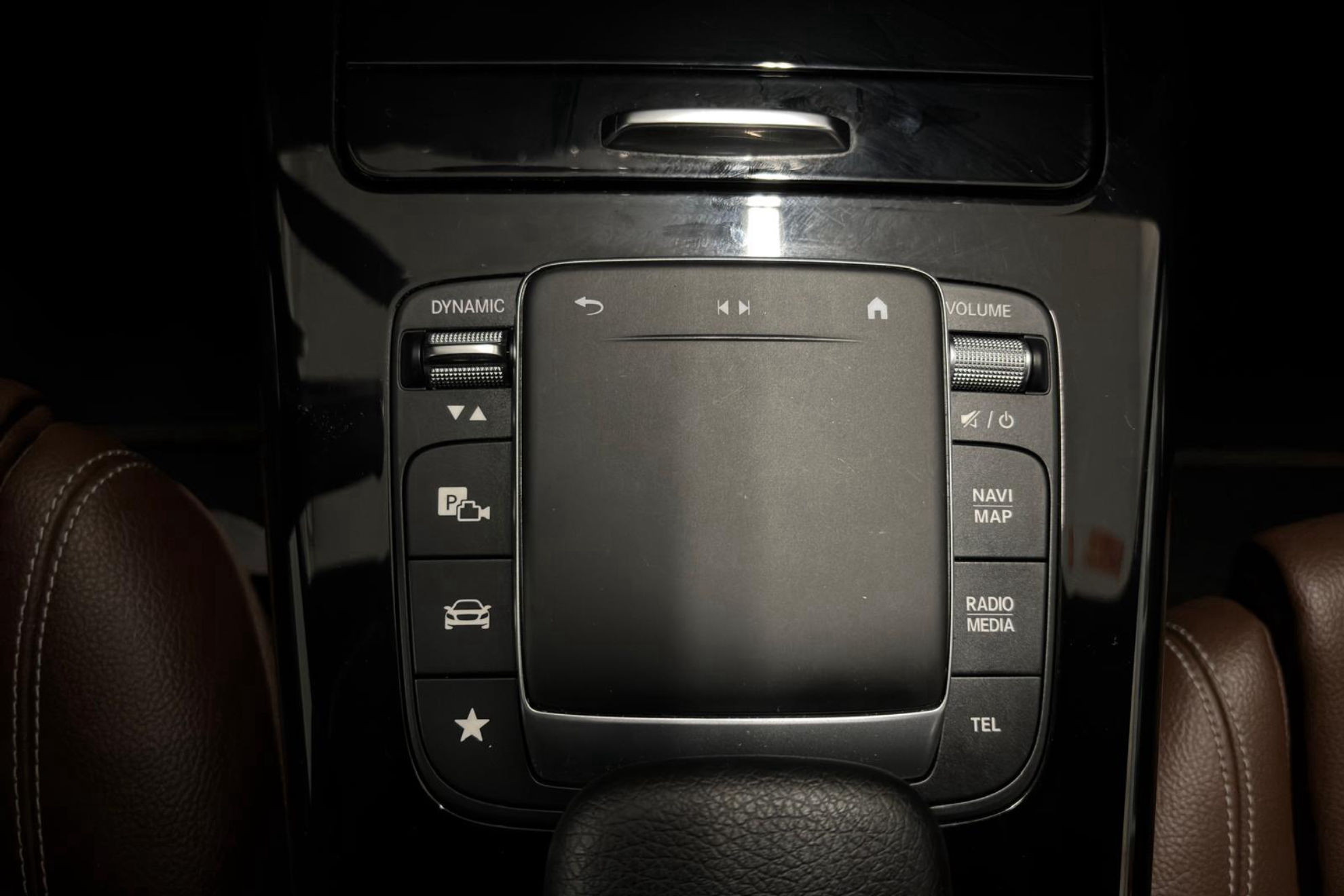 Mercedes-Benz CLA 220 D DCT - foto 32