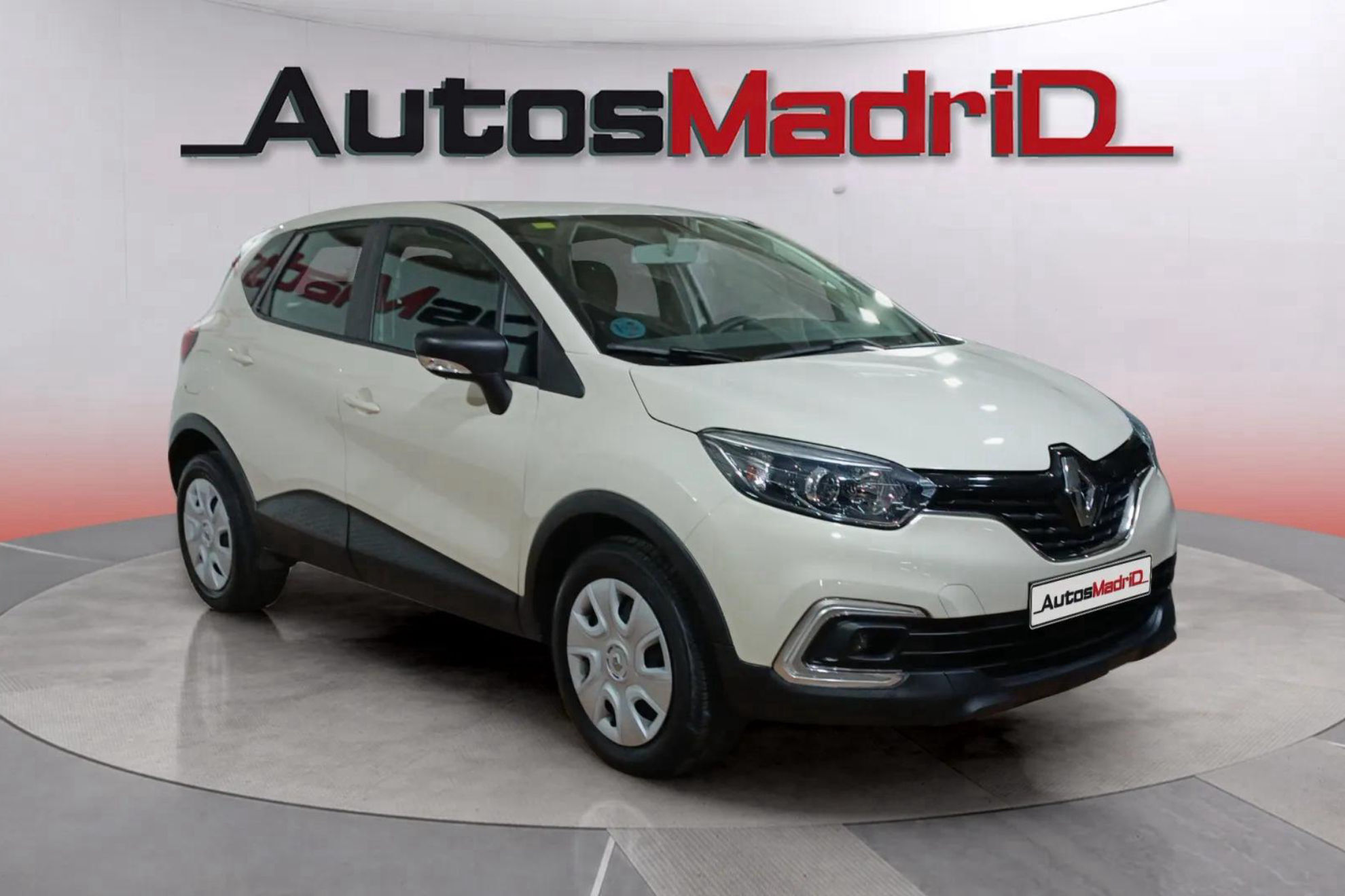 Renault Captur Life TCe -18
