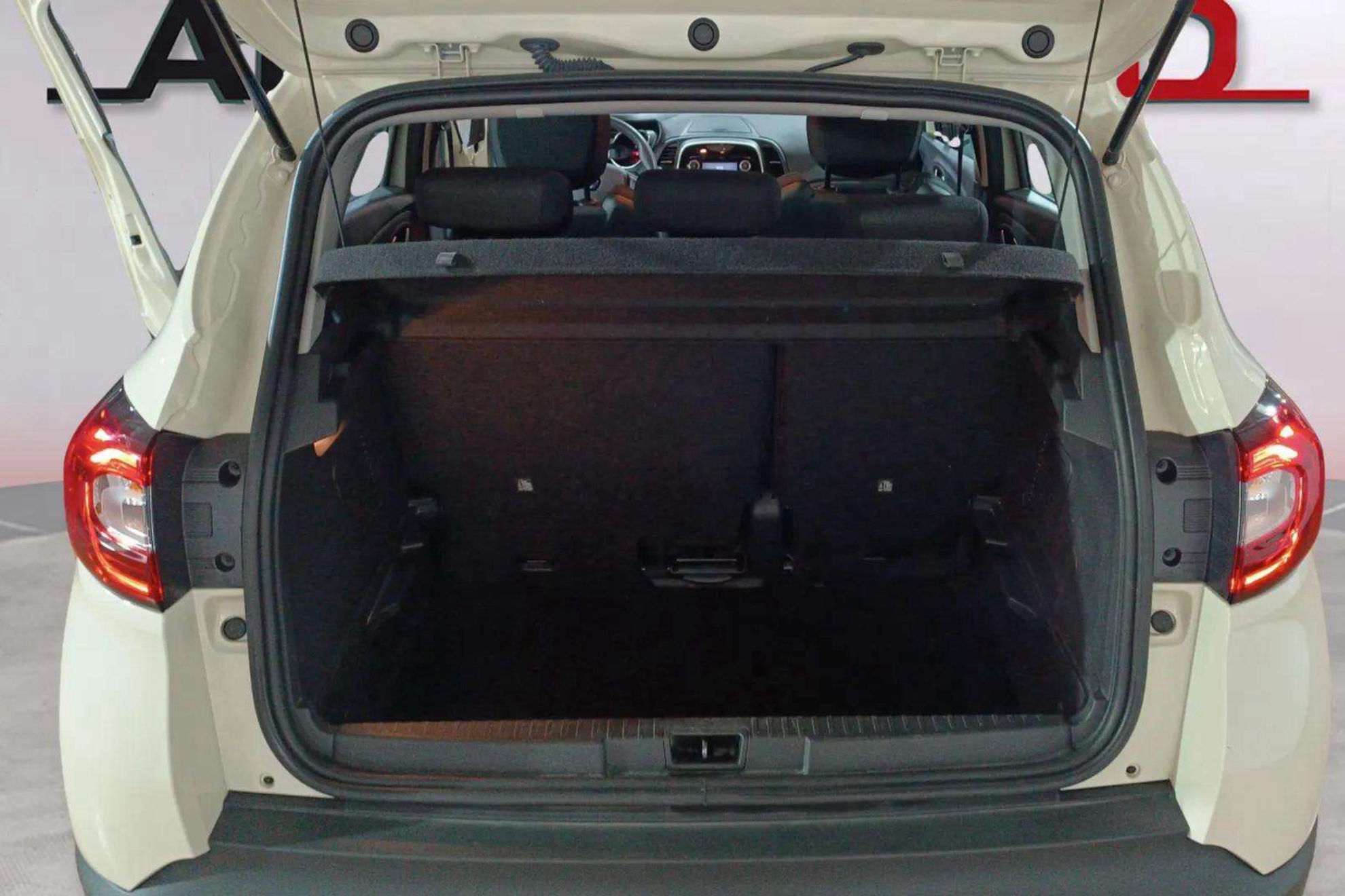 Renault Captur Life TCe -18 - foto 7