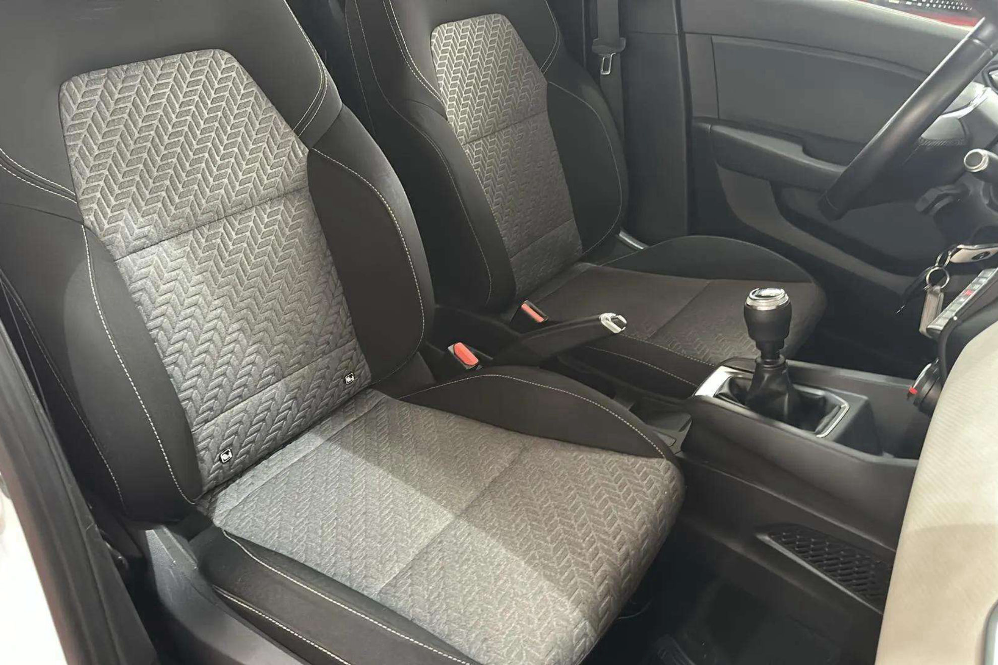 Renault Clio Serie limitada Limited TCe - foto 14