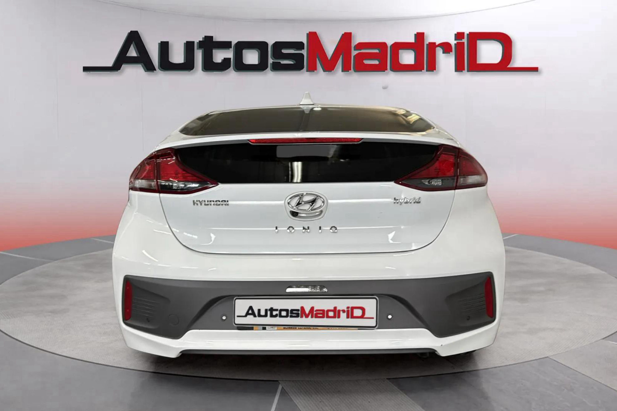 Hyundai Ioniq 1.6 GDI HEV Klass DCT - foto 6