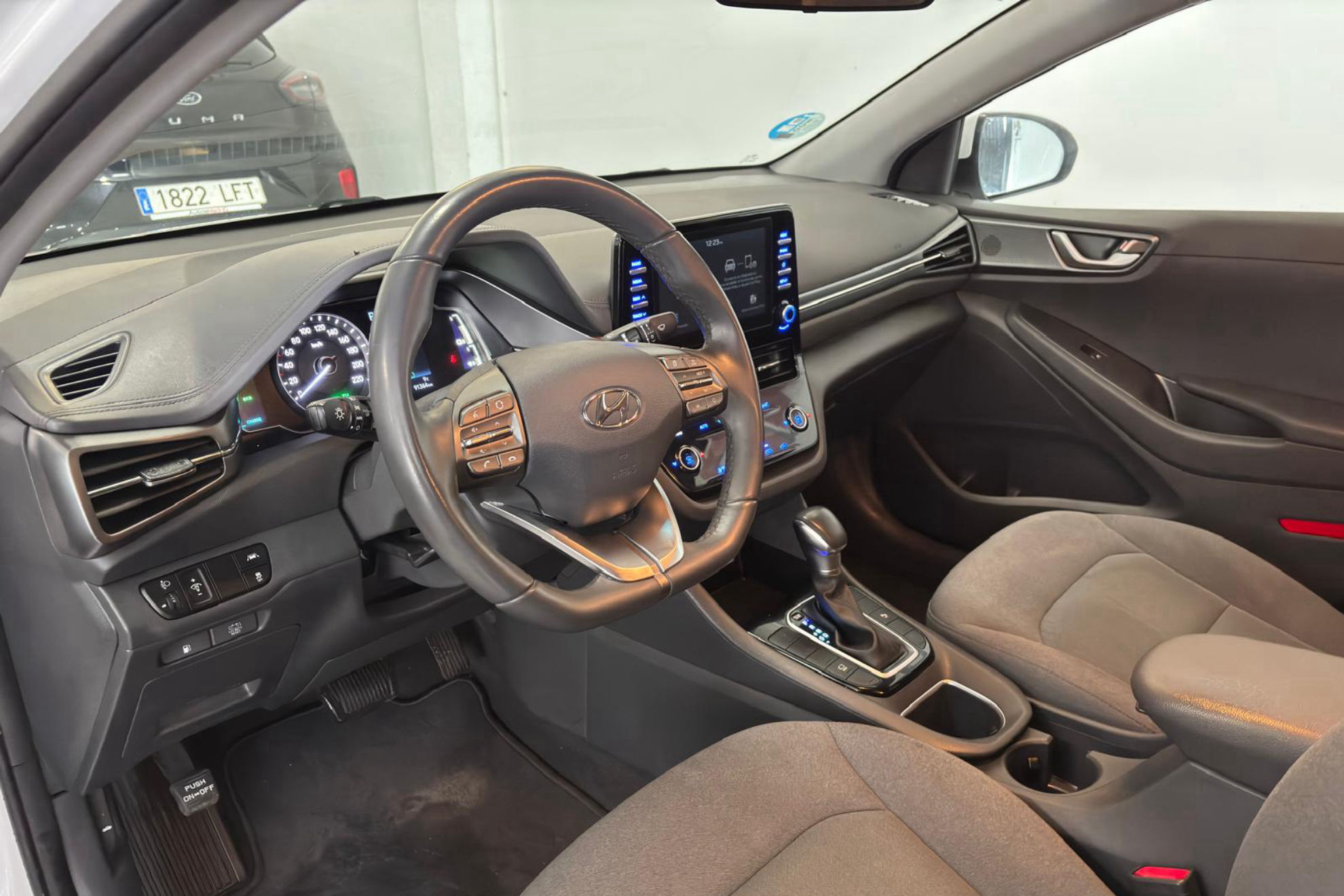 Hyundai Ioniq 1.6 GDI HEV Klass DCT - foto 11