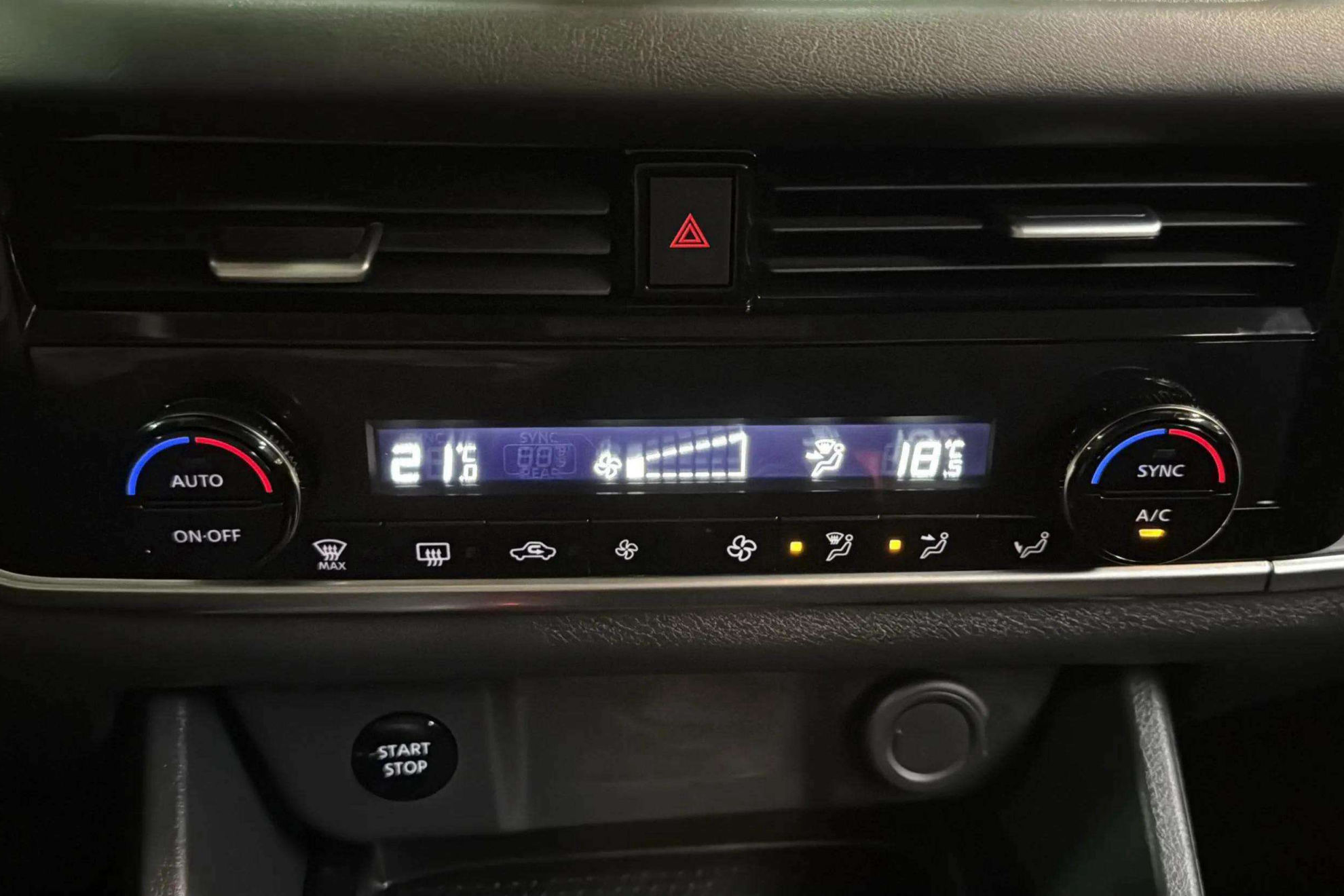Nissan Qashqai E-POWER N-Connecta - foto 24