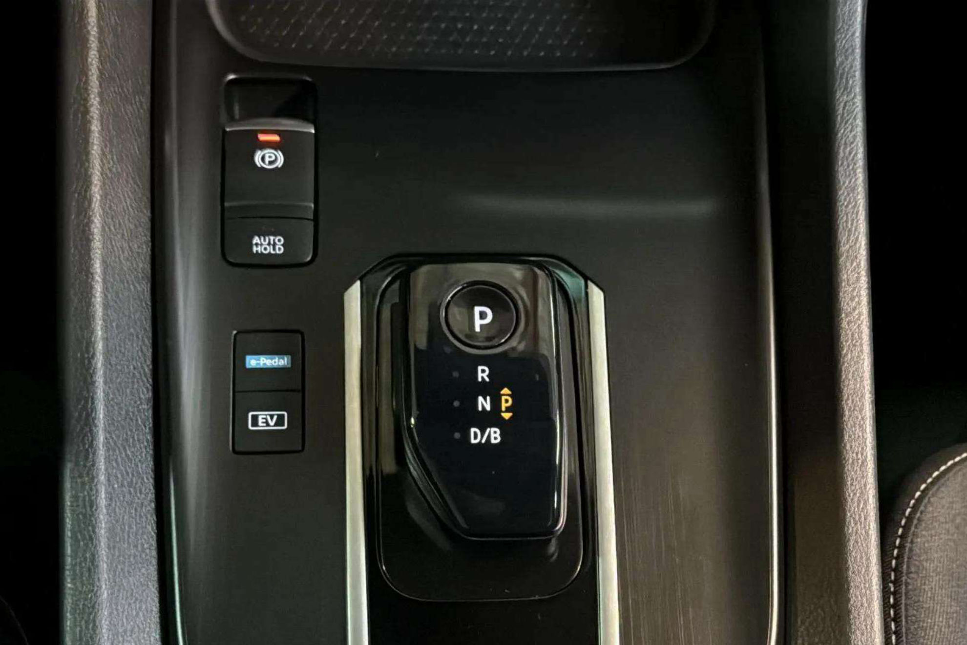 Nissan Qashqai E-POWER N-Connecta - foto 25