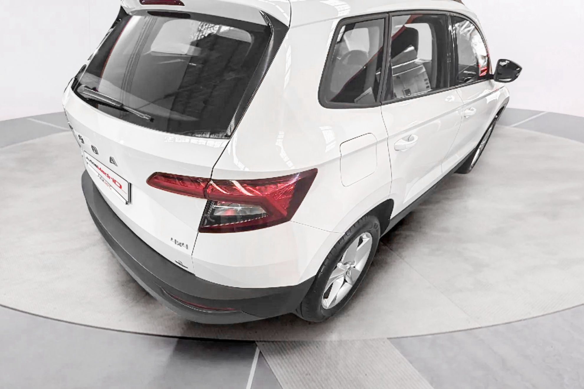 Škoda Karoq 2.0 TDI DSG 4x4 Ambition - foto 10