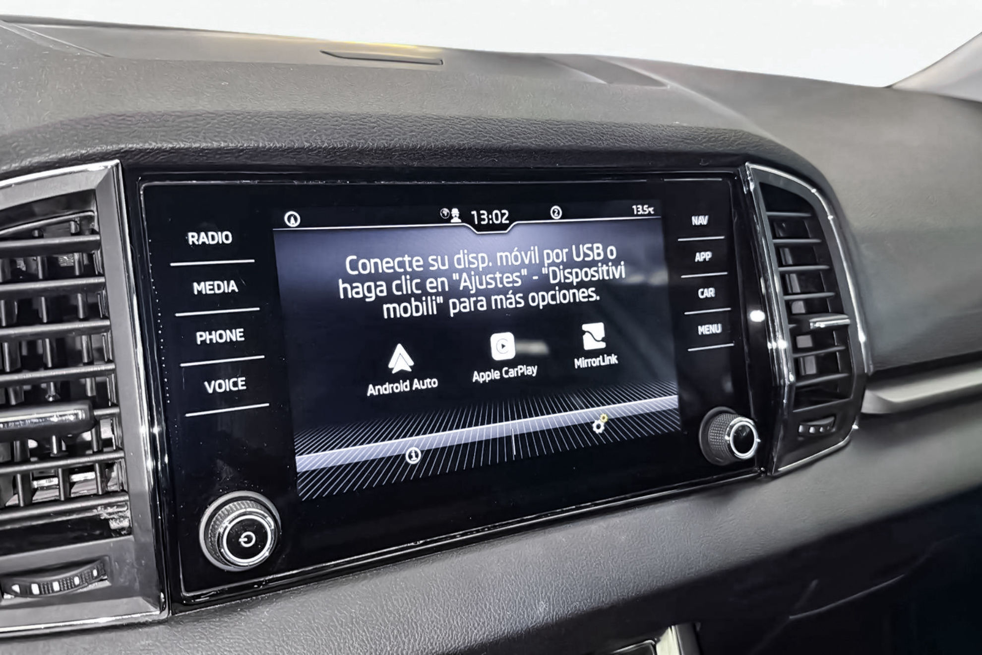 Škoda Karoq 2.0 TDI DSG 4x4 Ambition - foto 37