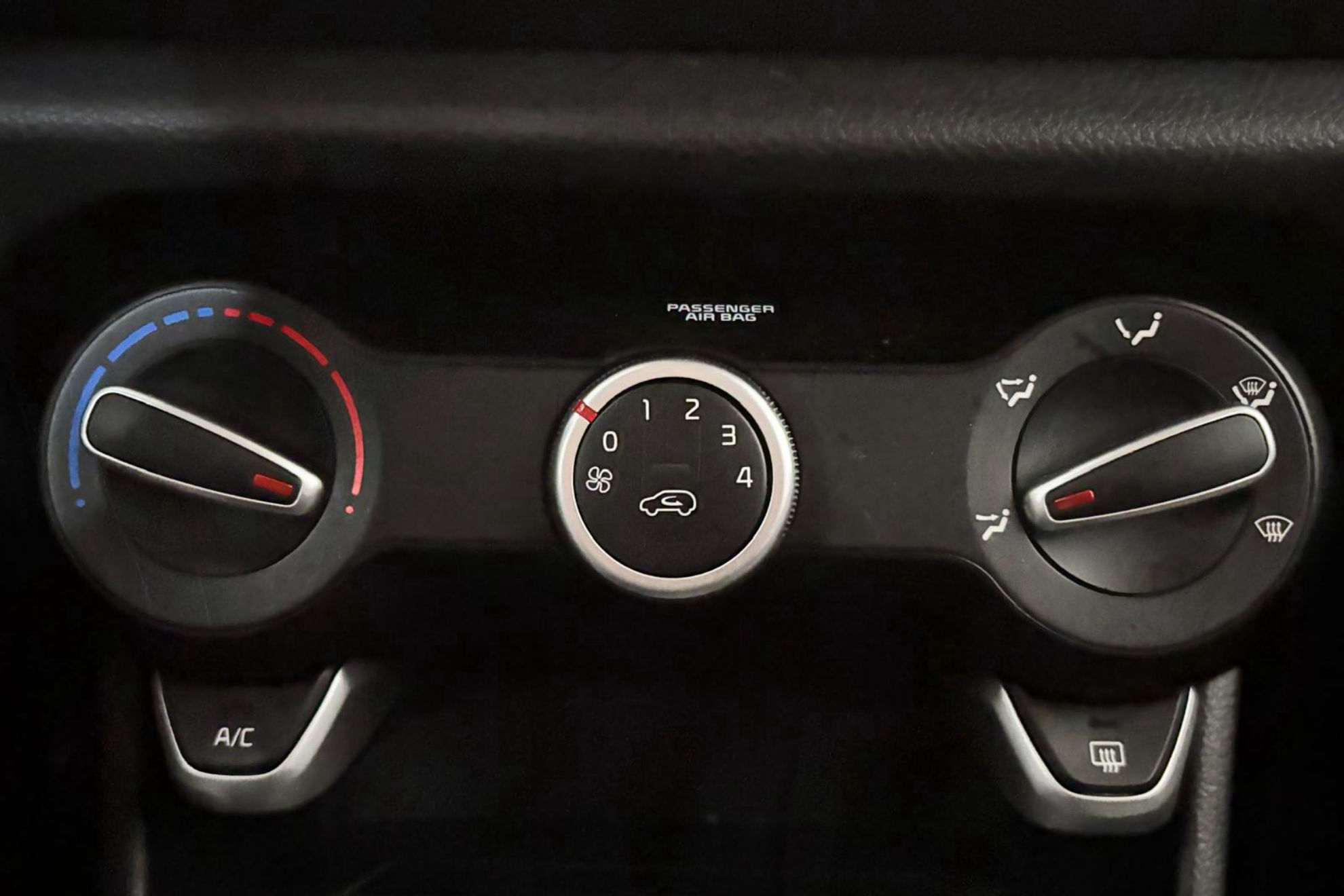 Kia Picanto 1.0 DPi Concept Pack Comfort - foto 24