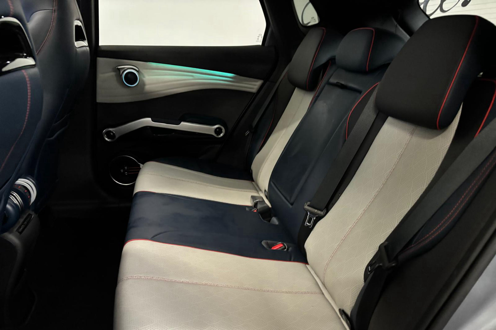 BYD Atto 3 Comfort - foto 13