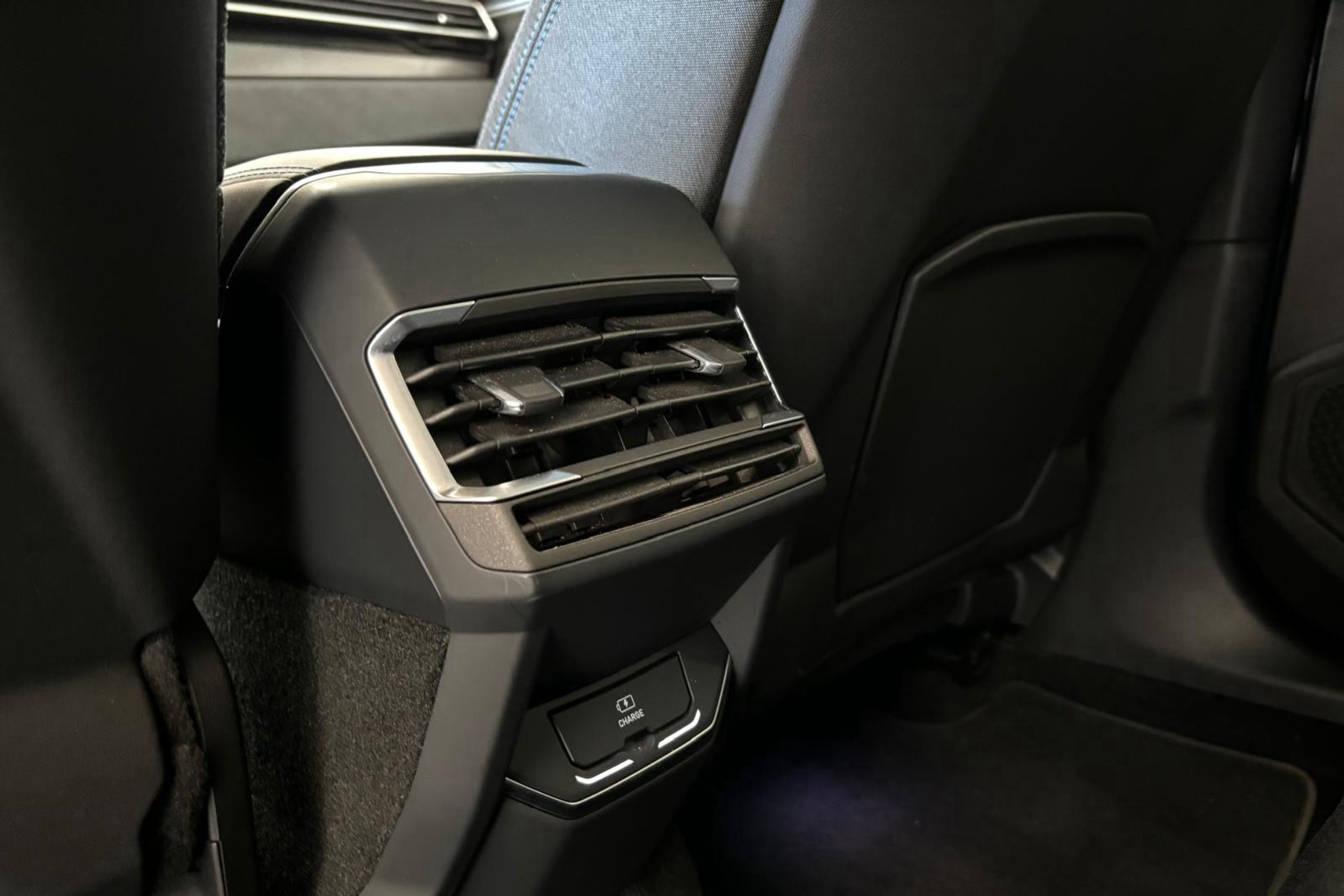 Lynk & Co 01 1.5 PHEV - foto 17