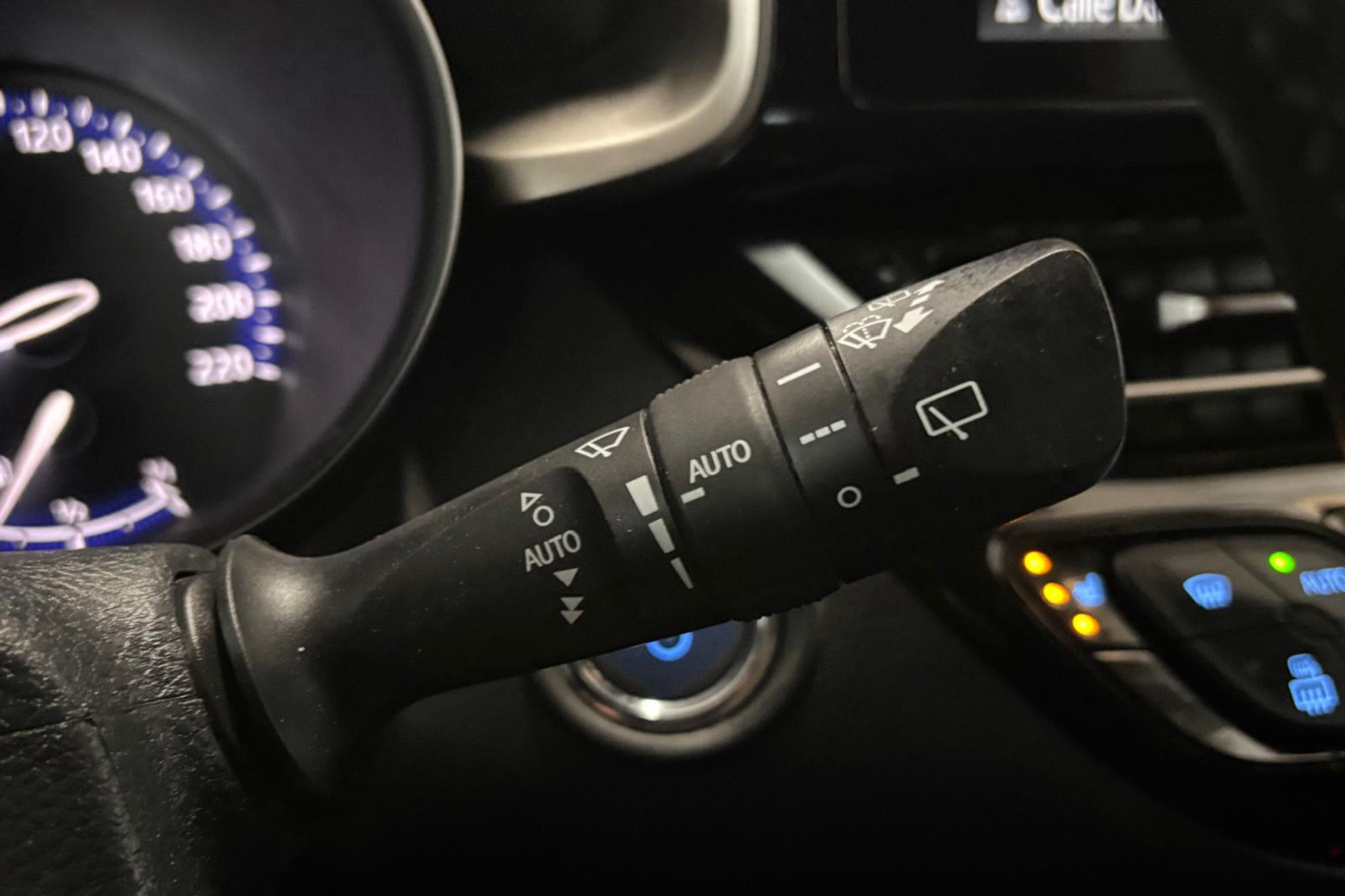 Toyota C-HR 1.8 125H Advance - foto 21