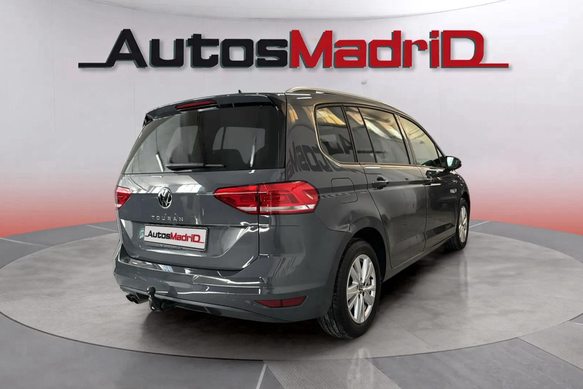 Volkswagen Touran Life 2.0 TDI DSG - foto 6