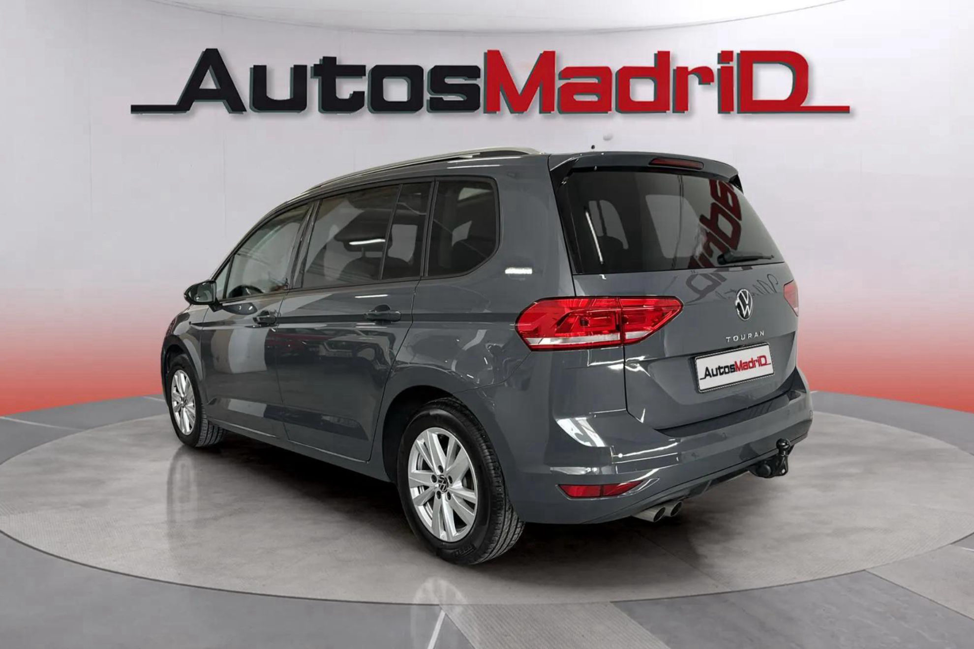 Volkswagen Touran Life 2.0 TDI DSG - foto 5