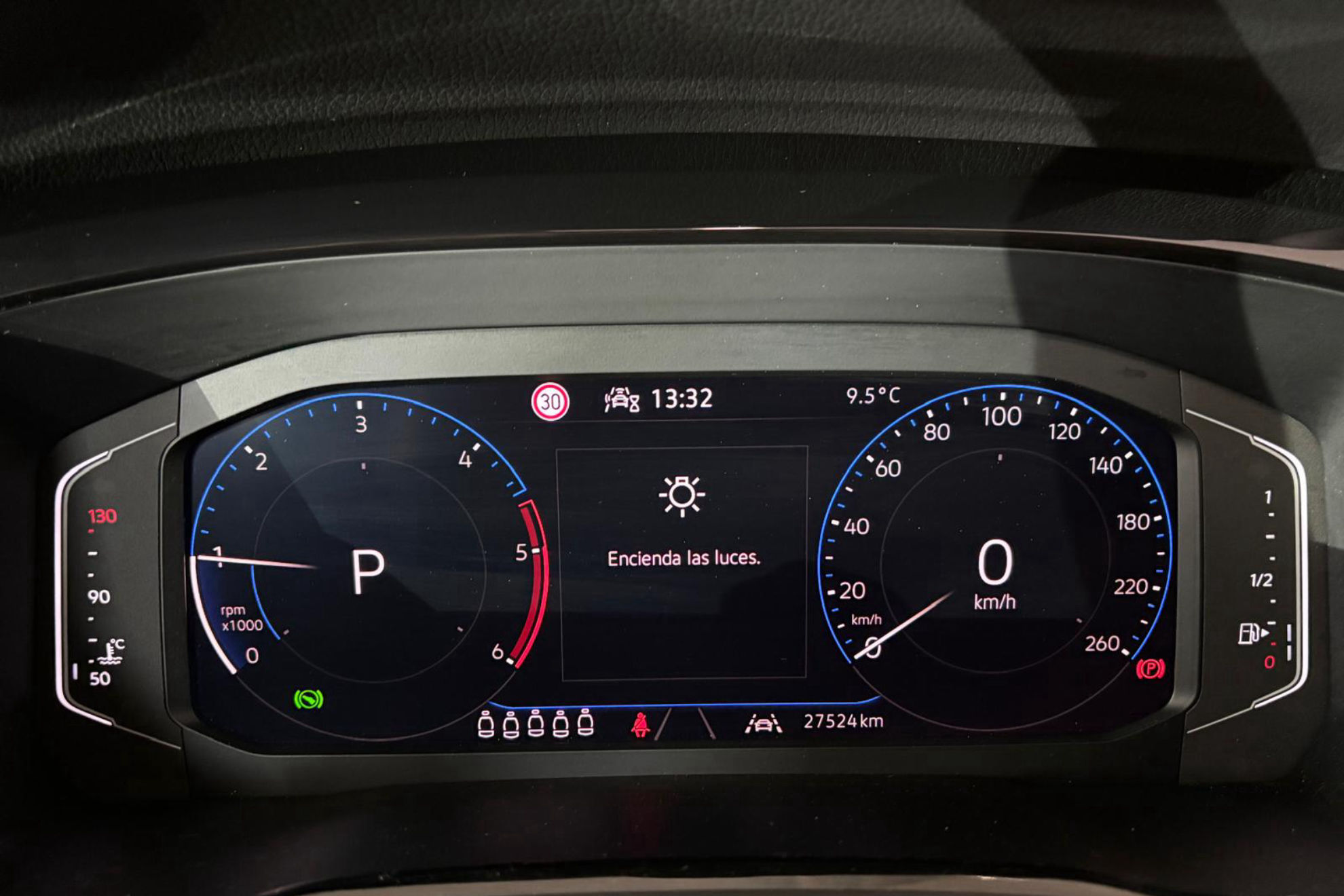 Volkswagen Touran Life 2.0 TDI DSG - foto 28