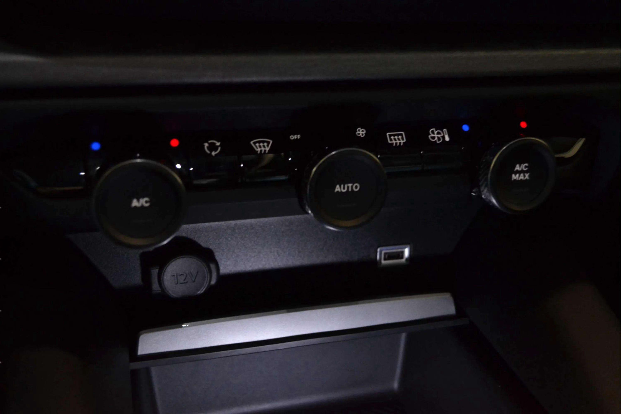 Citroën C5 X PureTech EAT8 Feel Pack - foto 26