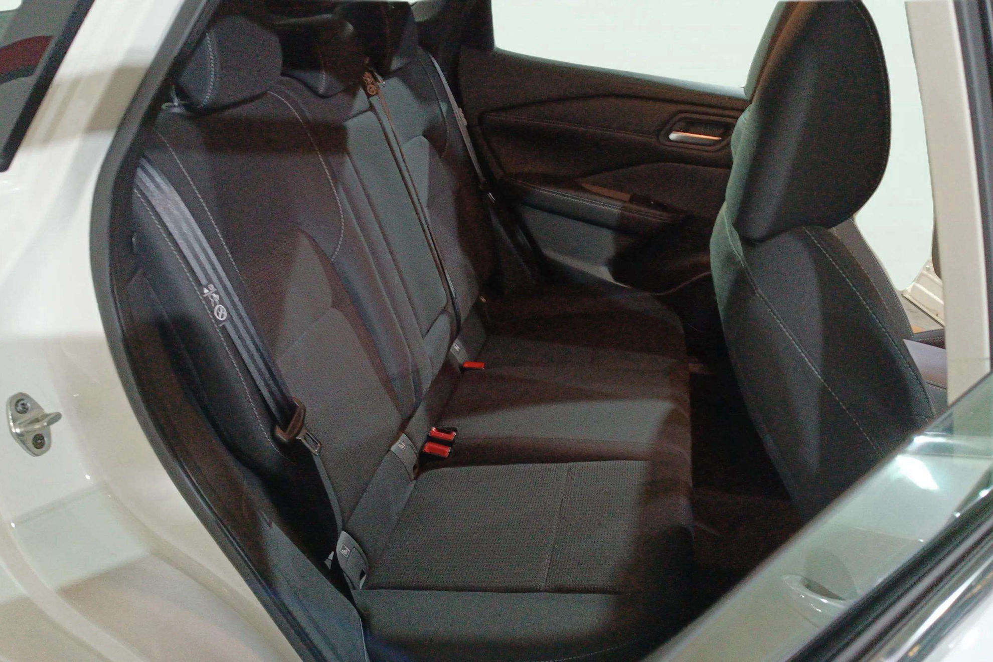 Nissan Qashqai Digt mHEV Xtronic Acenta - foto 14