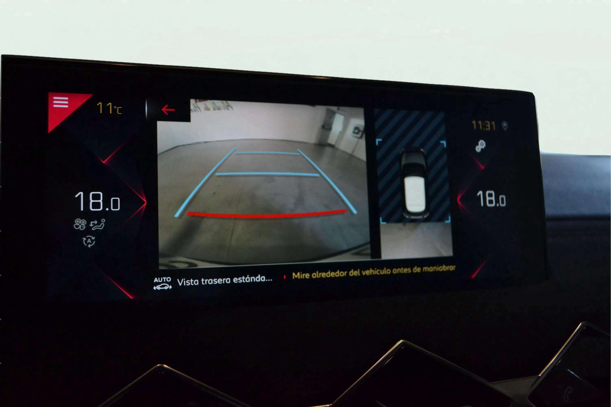 DS DS 3 Crossback PureTech Performance Line - foto 30