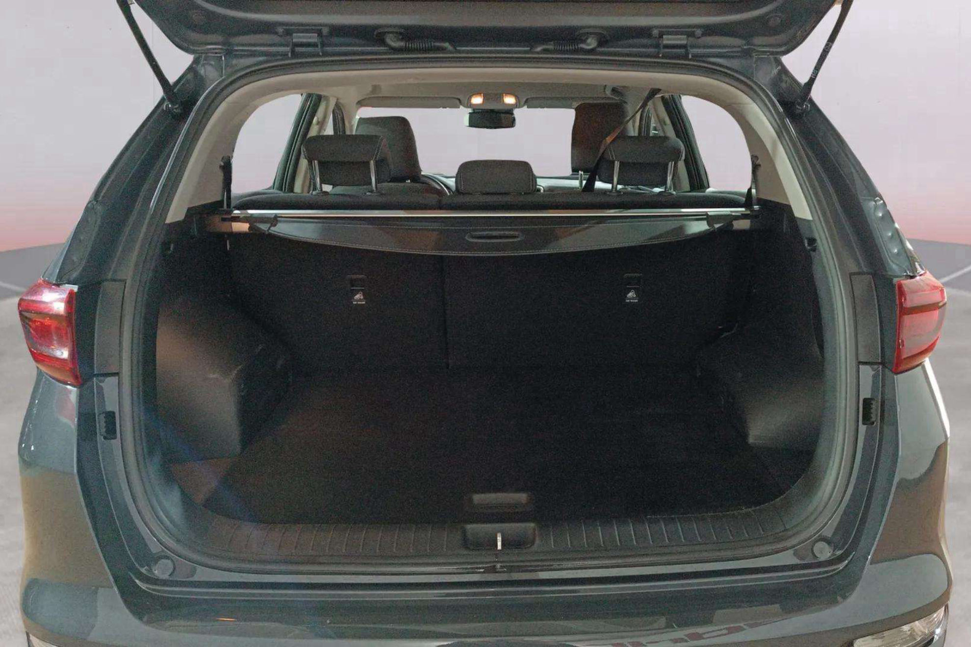 Kia Sportage 1.6 MHEV Drive 4x2 - foto 7