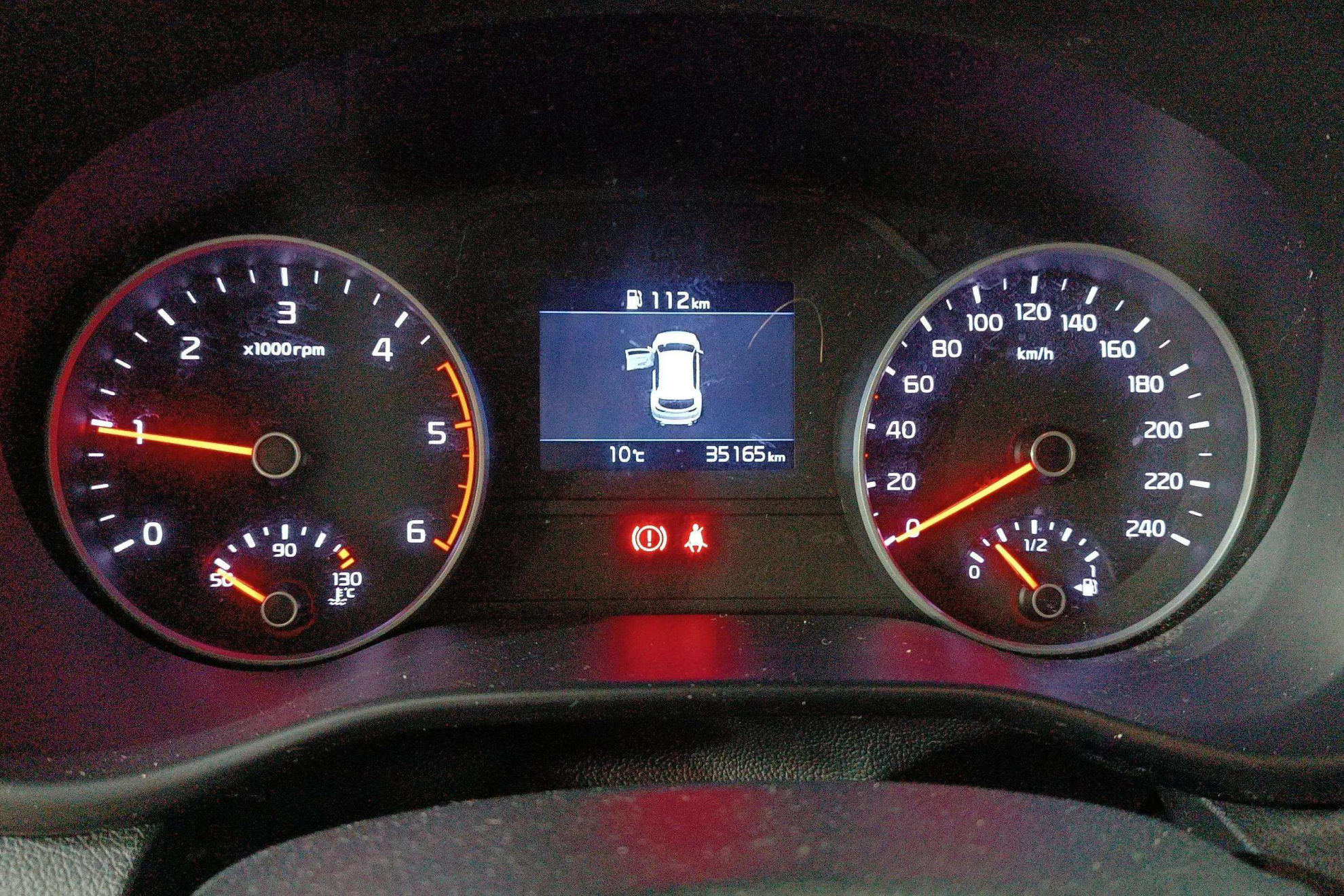 Kia Sportage 1.6 MHEV Drive 4x2 - foto 13