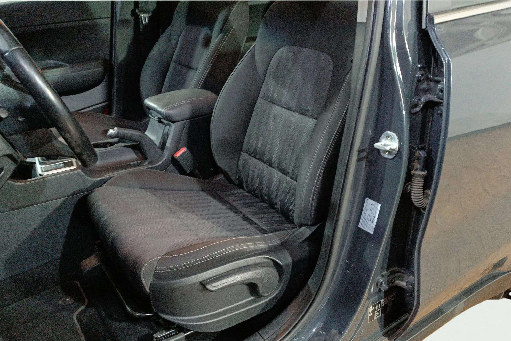 Kia Sportage 1.6 MHEV Drive 4x2 - foto 14