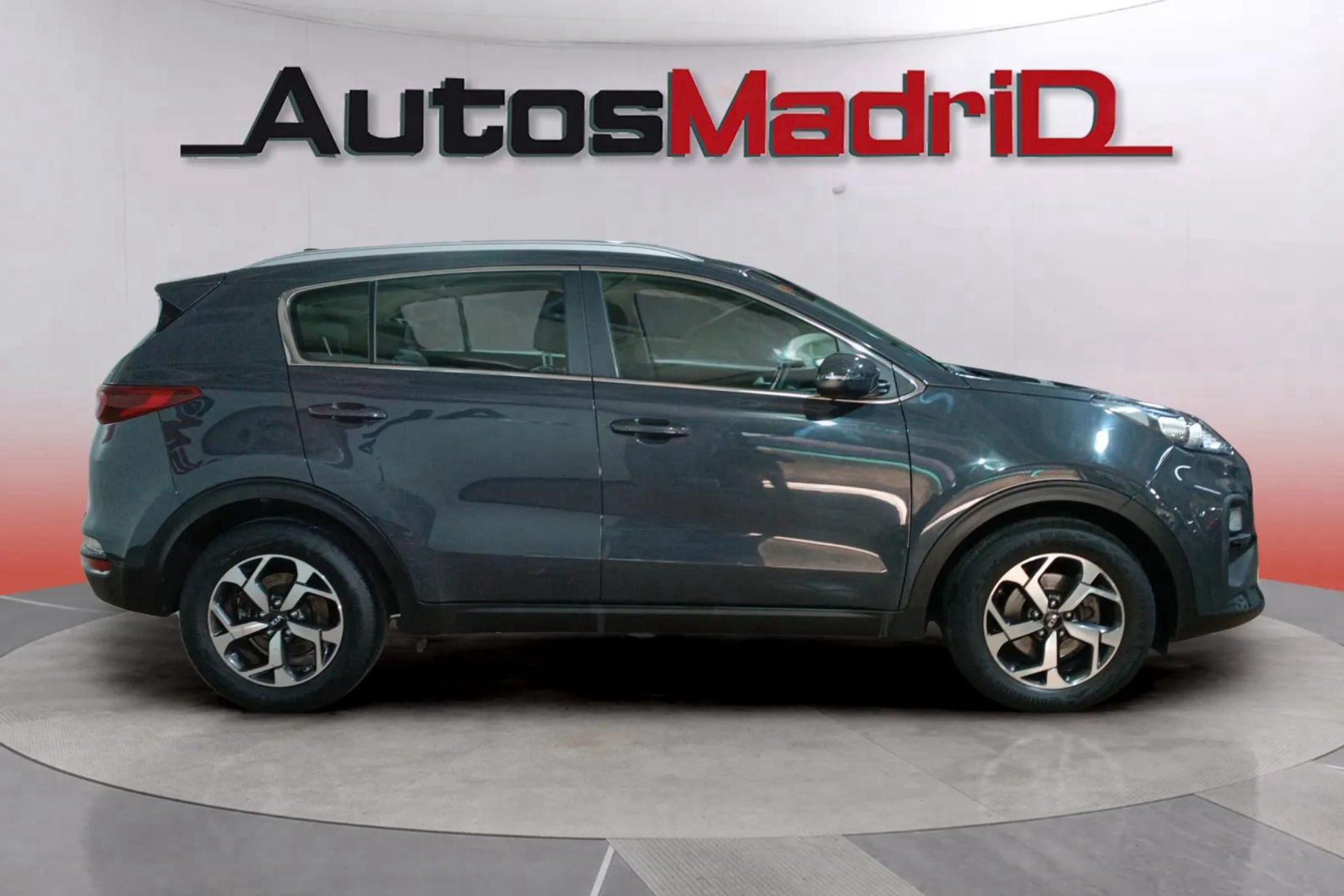 Kia Sportage 1.6 MHEV Drive 4x2 - foto 9