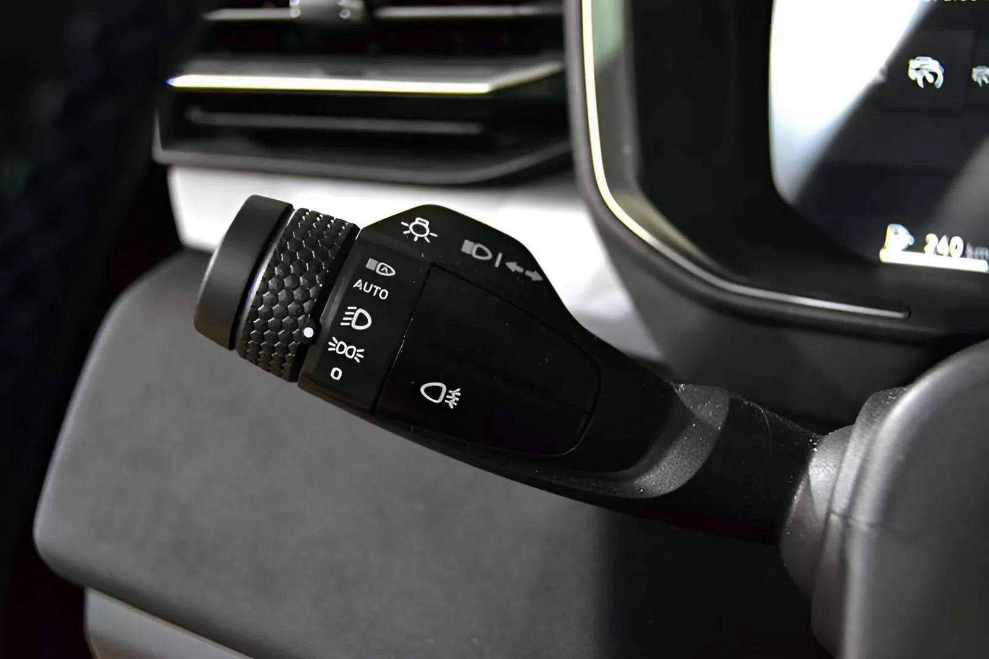 Lynk & Co 01 1.5PHEV - foto 16