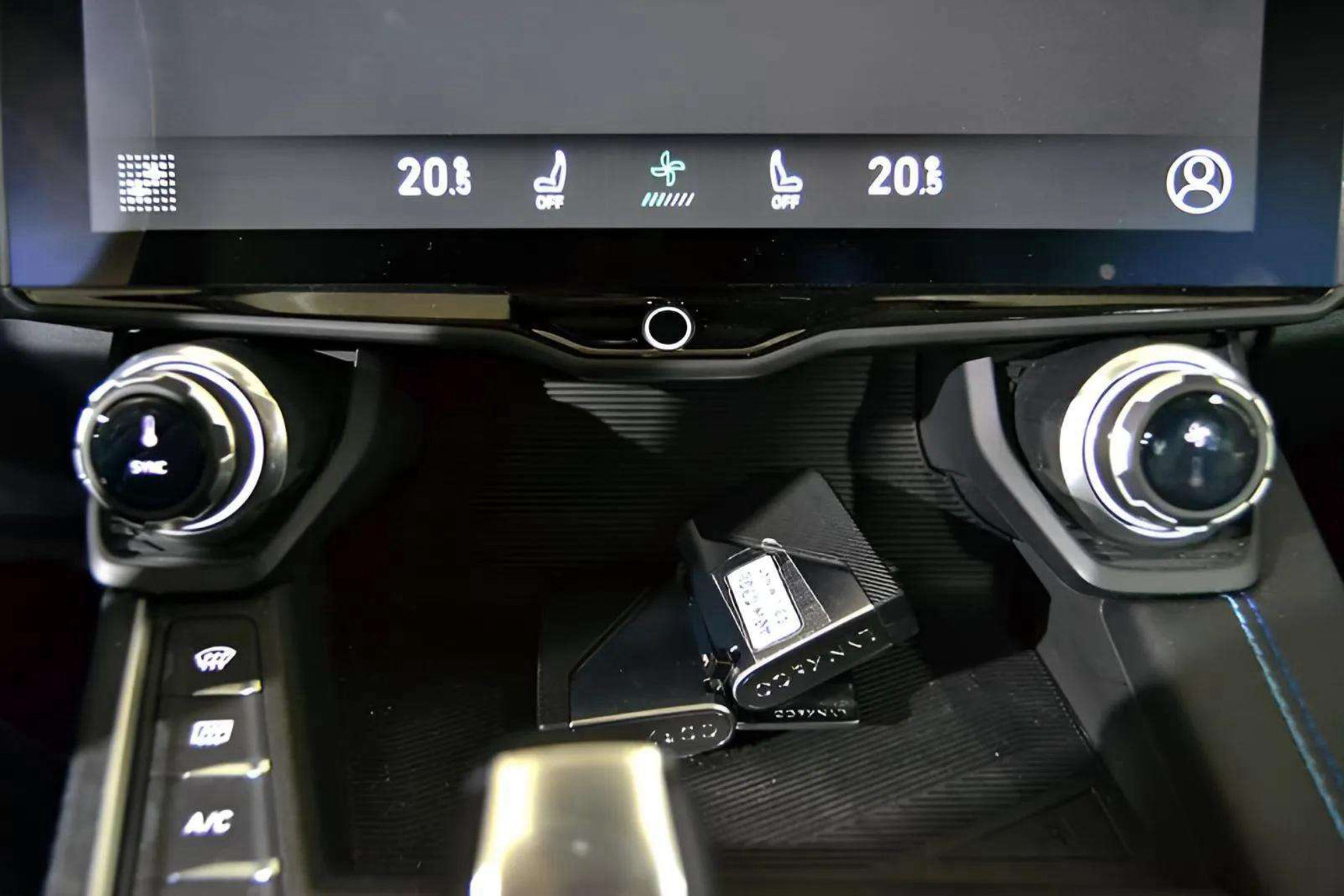 Lynk & Co 01 1.5PHEV - foto 23