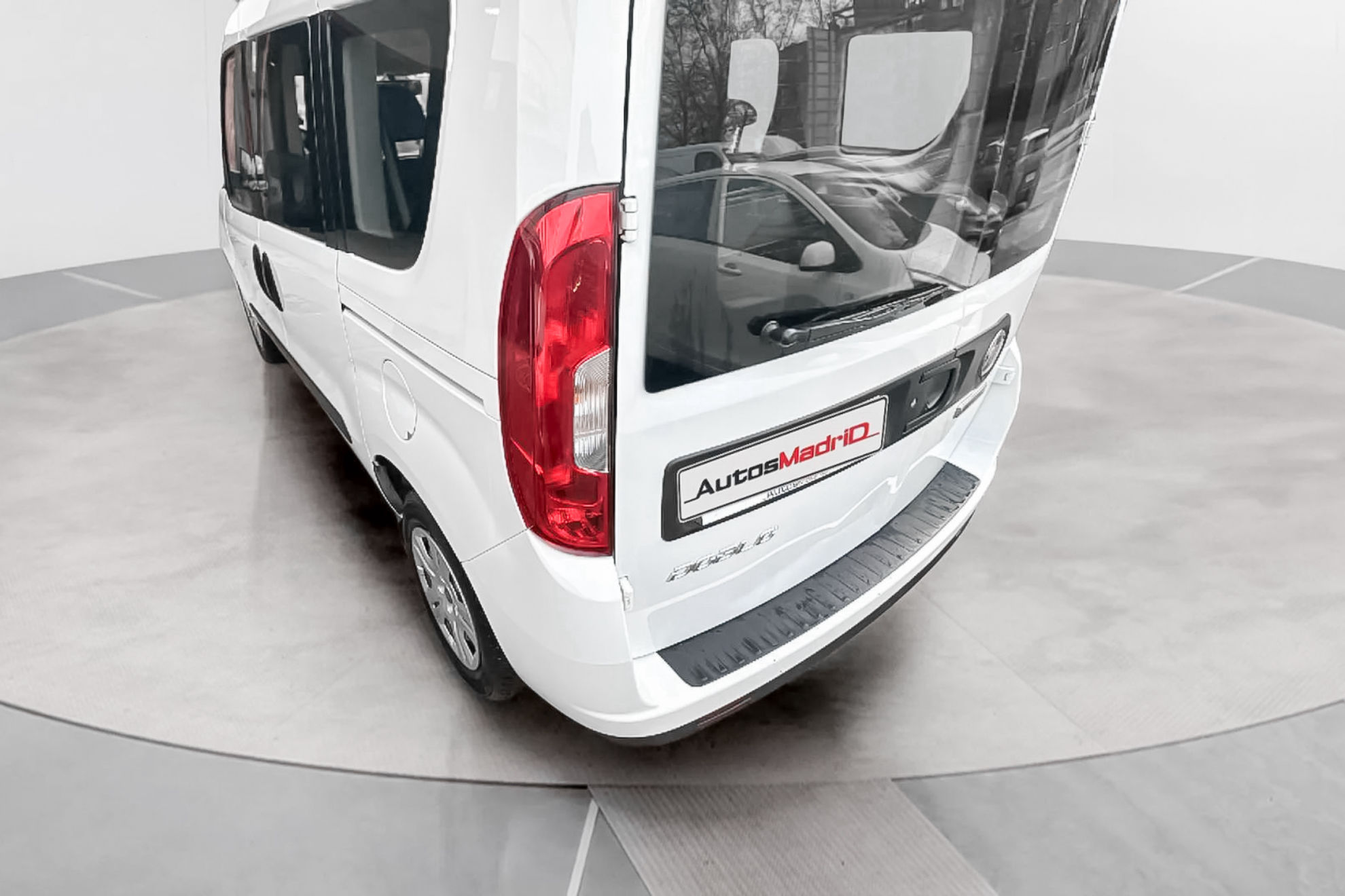Fiat Doblò Combi (N1) 1.5 BlueHDi 100 - foto 9
